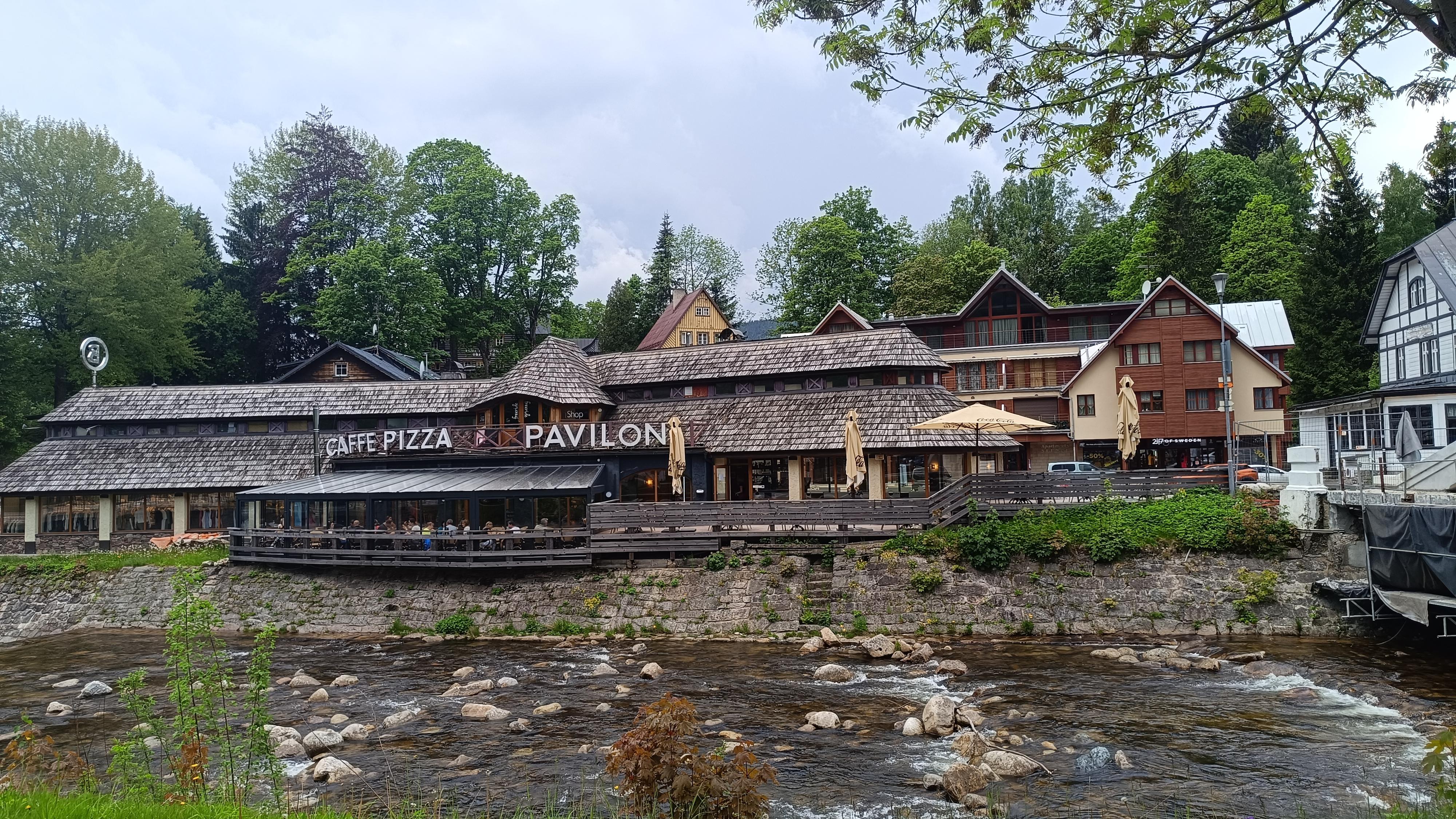 PAVILON foto 3