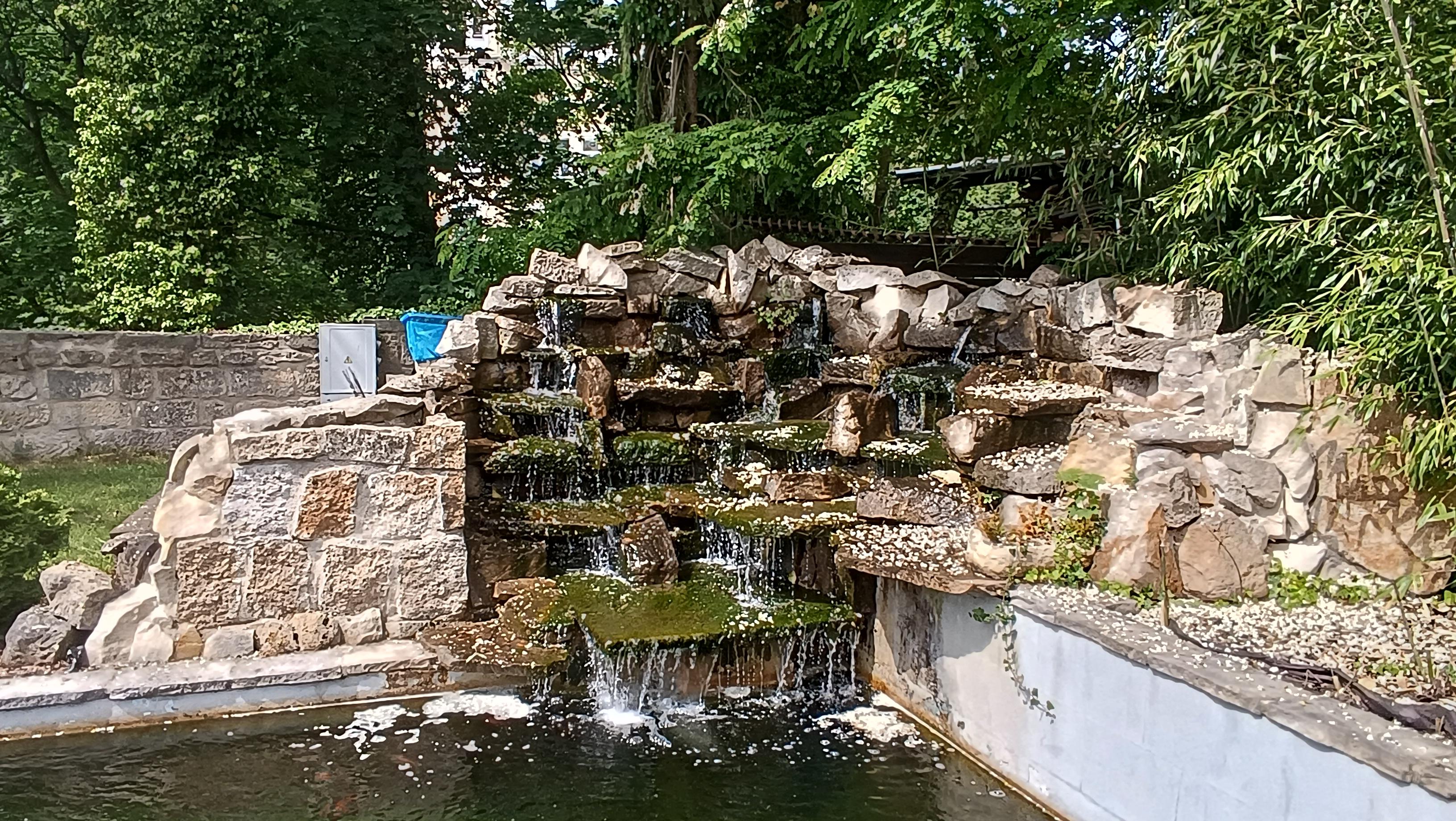 HOTEL ZÁMEK HRUBÁ SKÁLA, s.r.o. foto 4