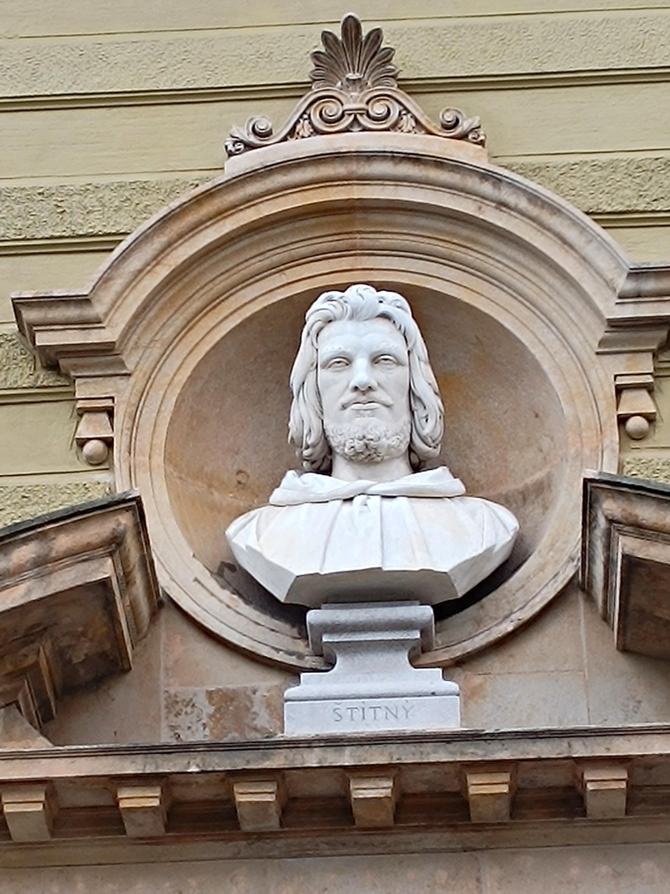 Vyšší odborná škola zdravotnická a Střední zdravotnická škola, Praha 1, Alšovo nábřeží 6 foto 6