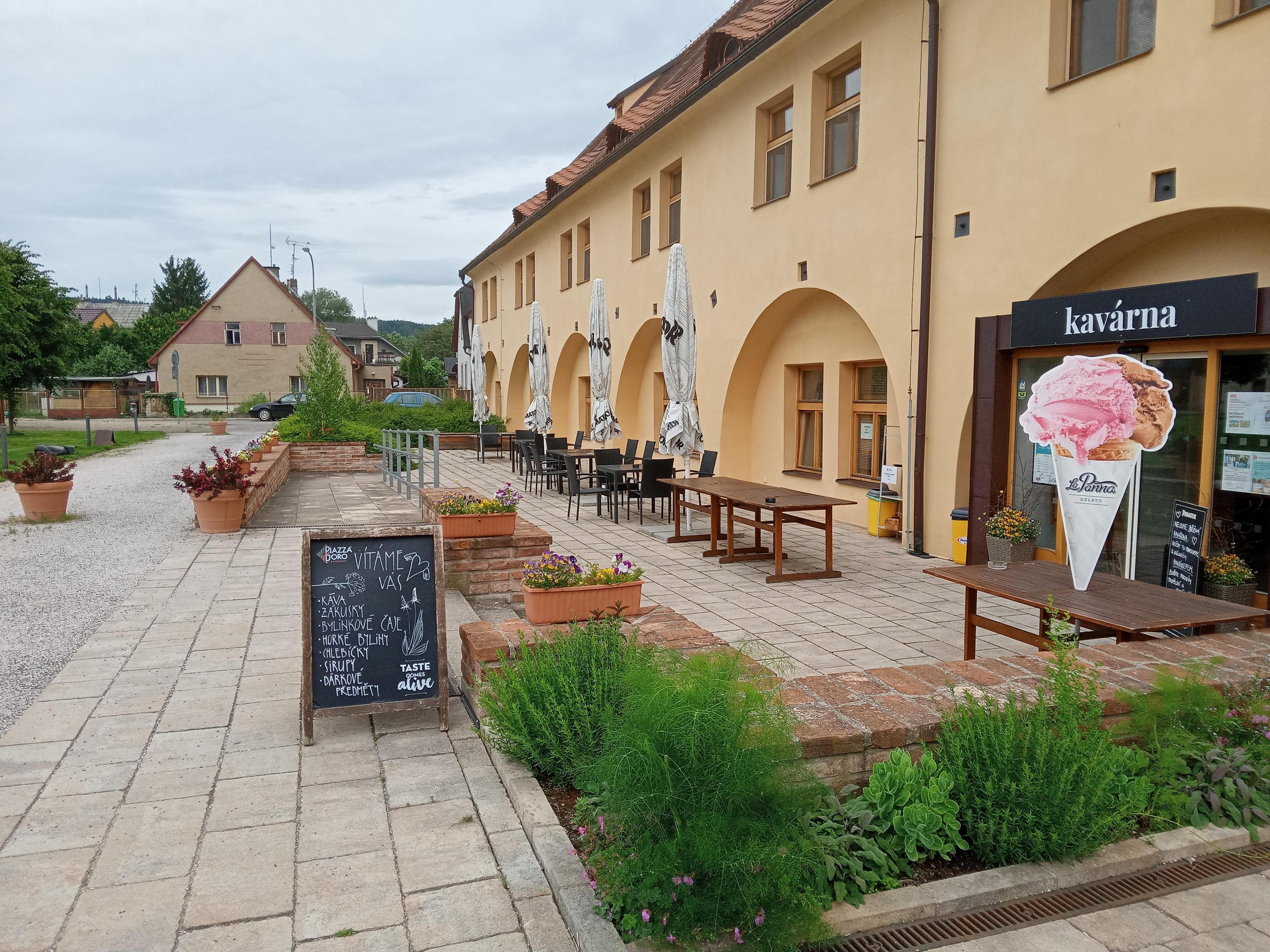 Café Damián - Bylinková kavárna foto 5