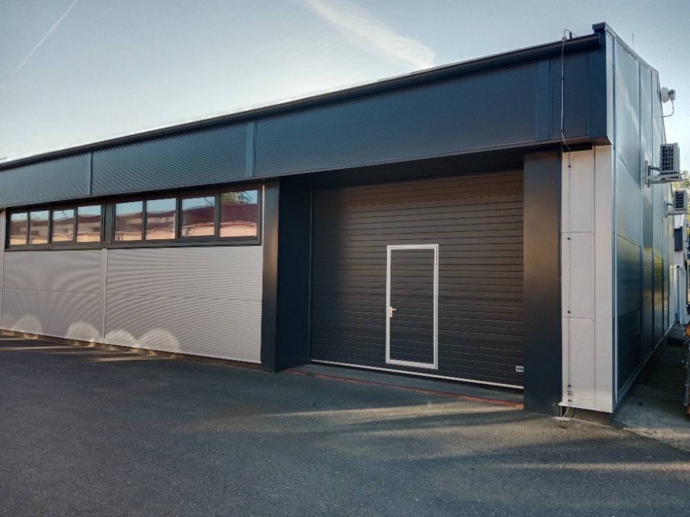 Opravy člunů, vířivek a sportovních potřeb - Ing. Jiří Hájek