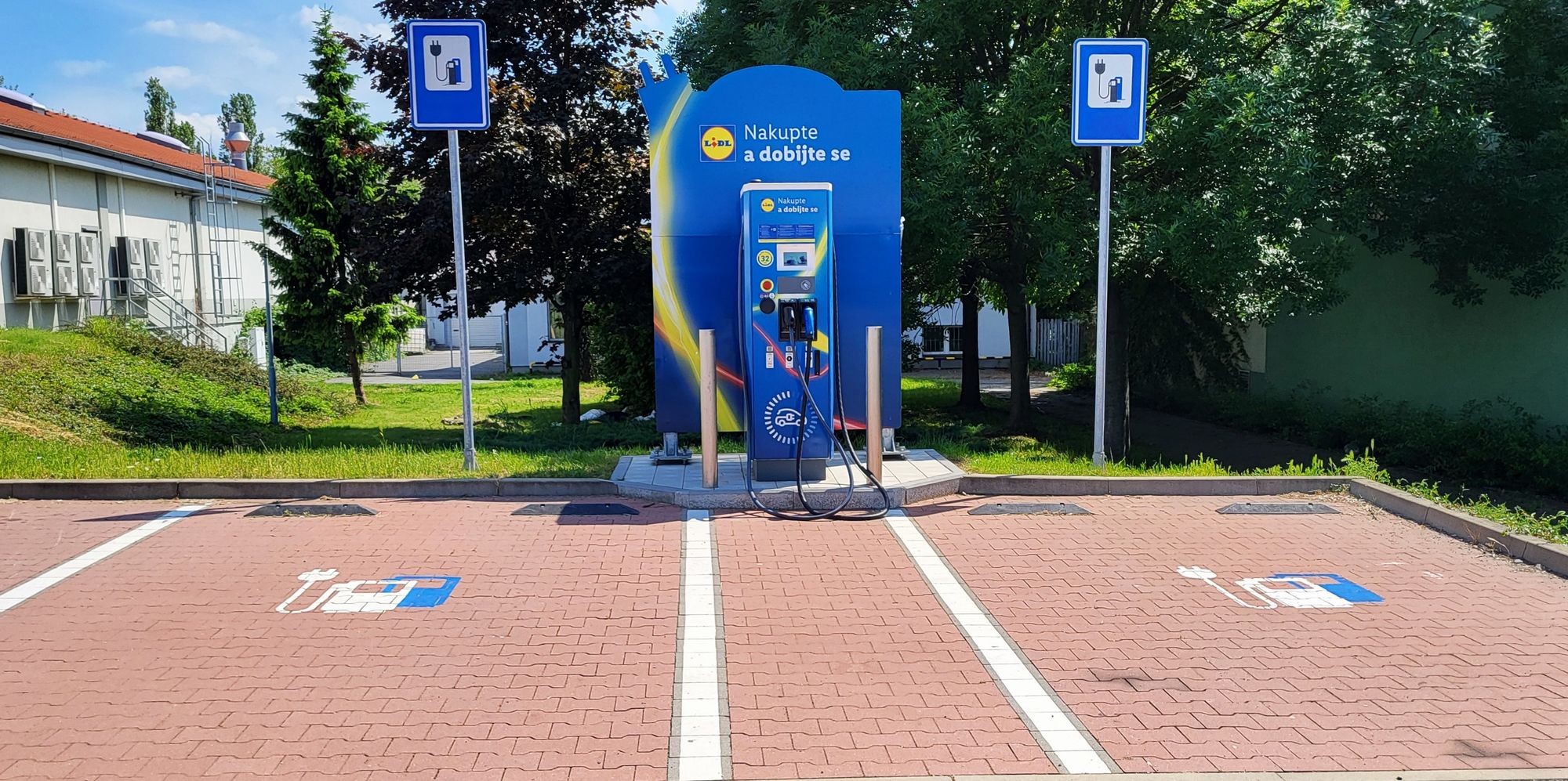 Nabíjecí stanice Lidl foto 2