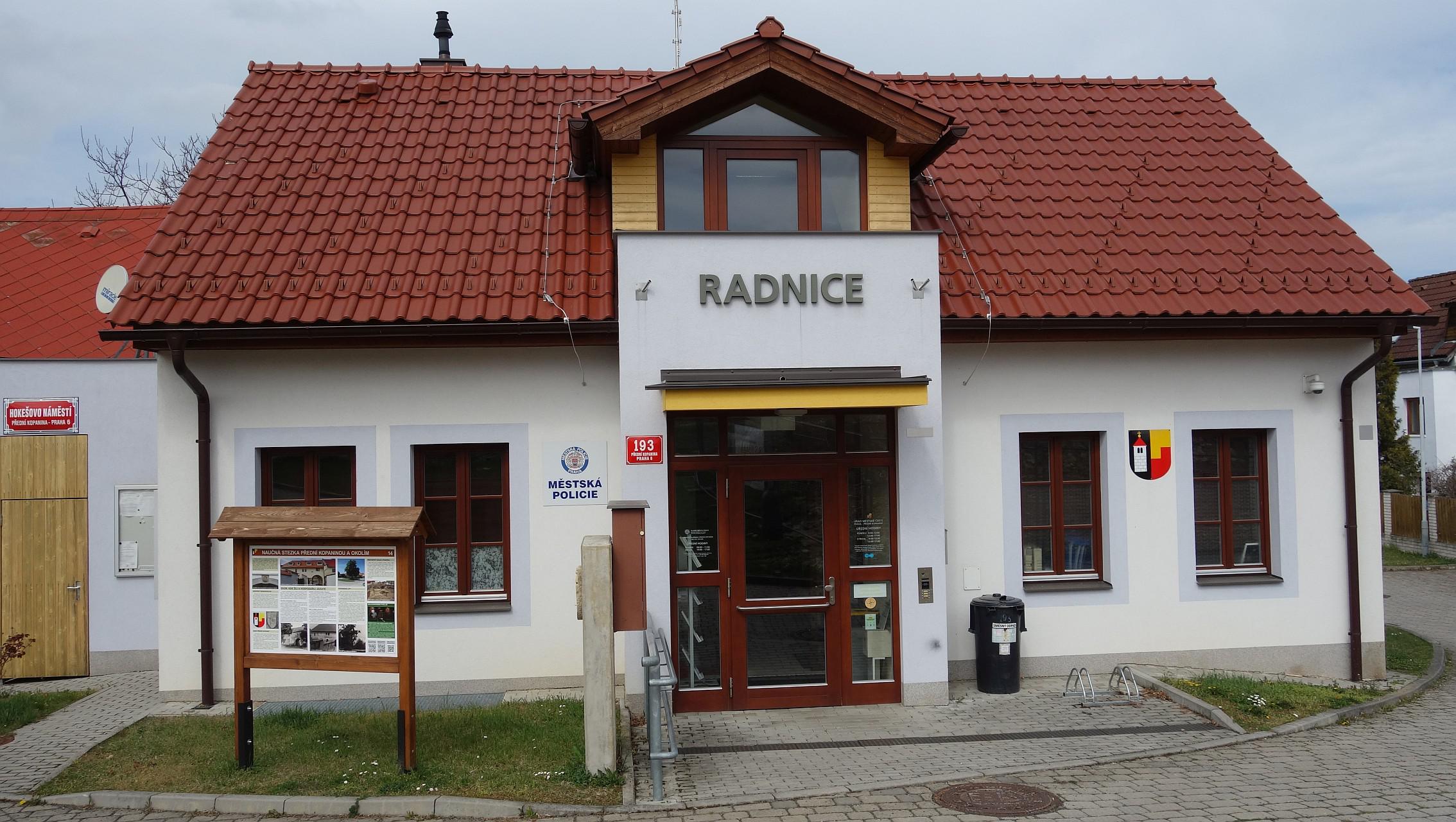 Úřad městské části Praha-Přední Kopanina foto 2