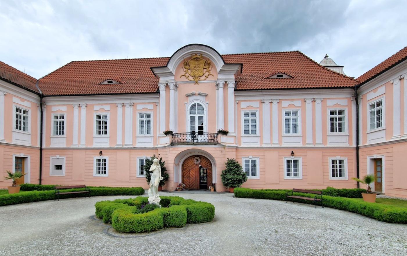 Zámek Hrádek foto 3