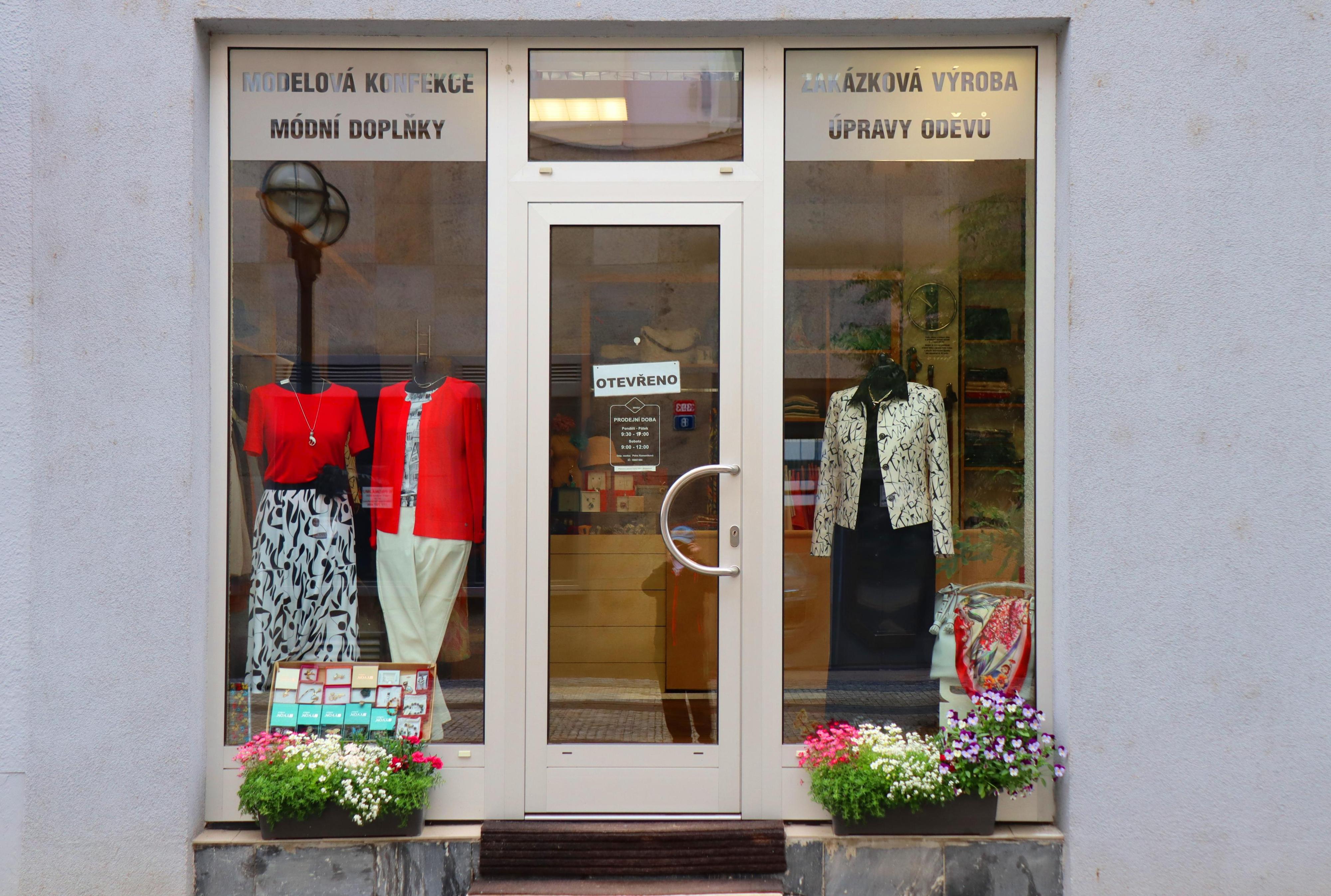 Dámská móda Petra Kameníková foto 6