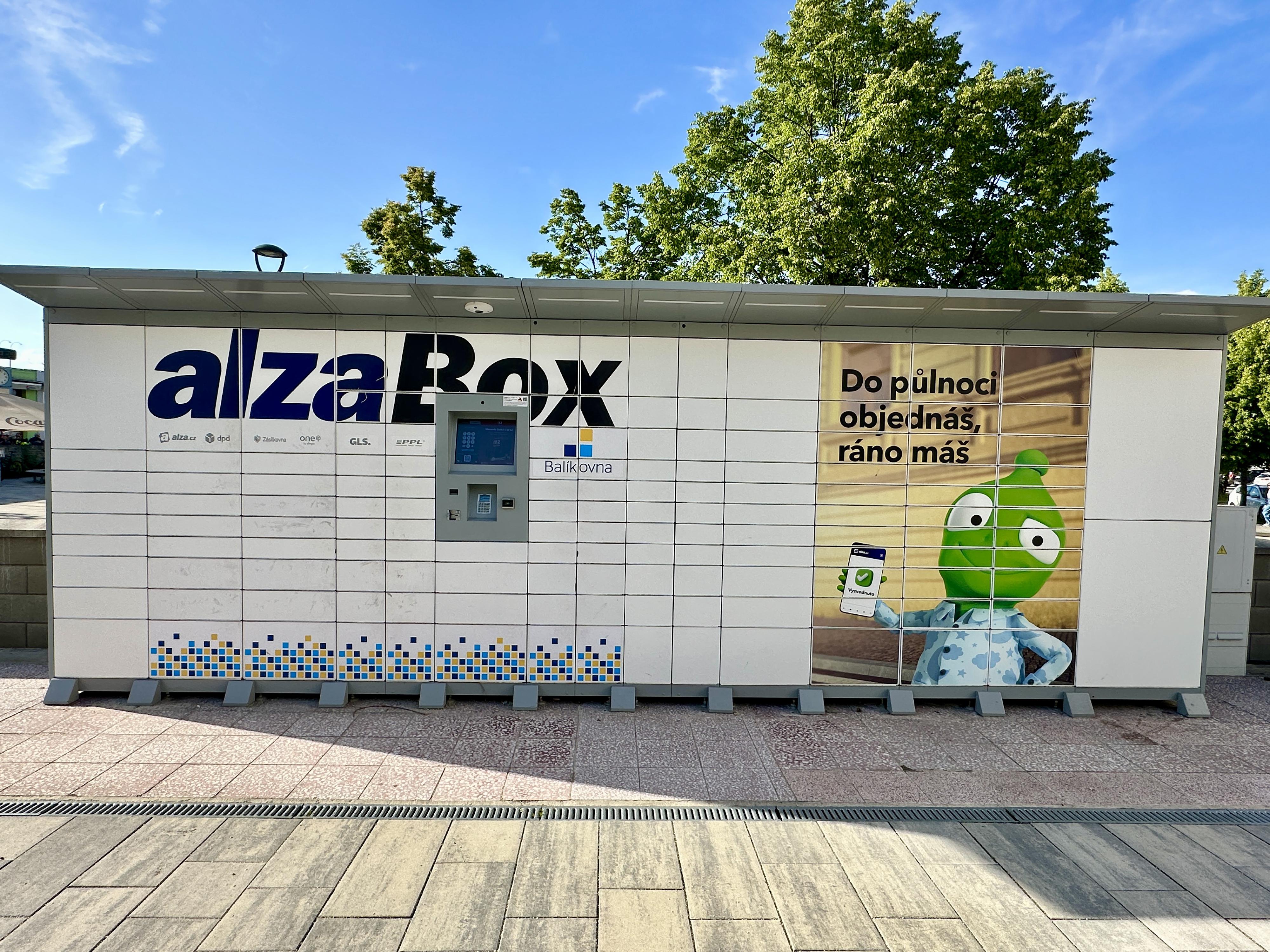 AlzaBox
