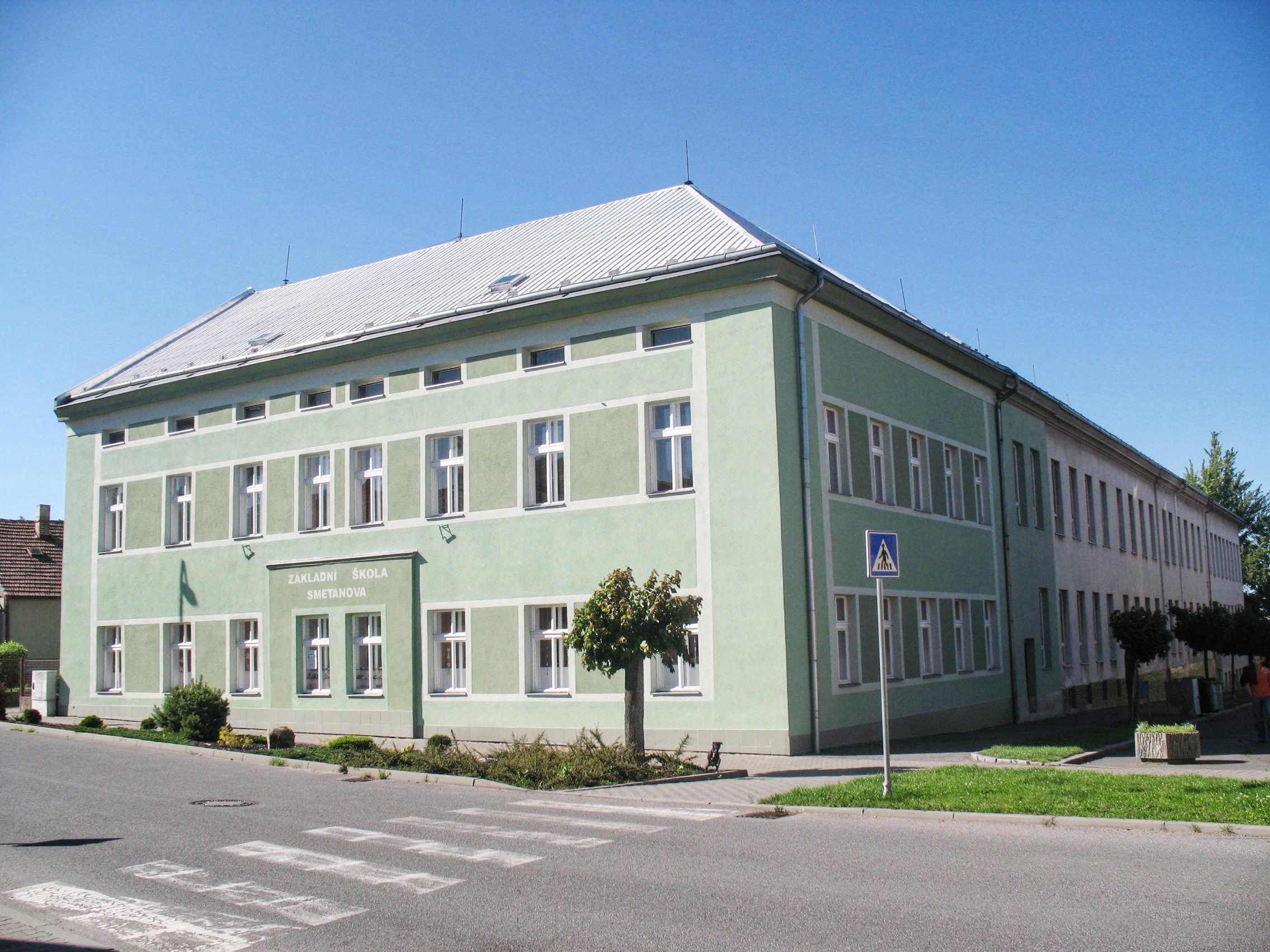 ZŠ Smetanova, Skuteč foto 2