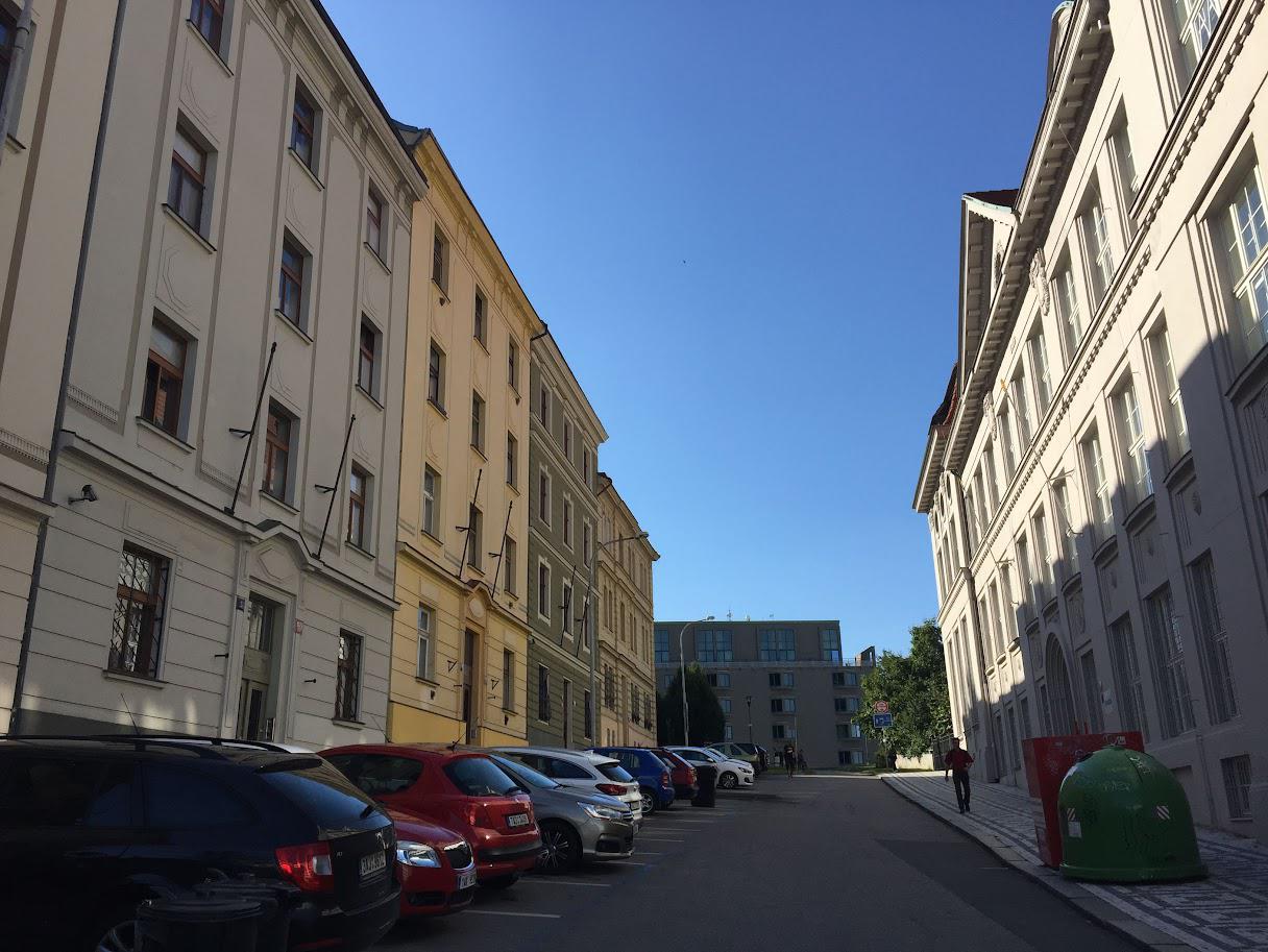 Tlumočení a překlady Mgr. Jana Maitahová Skřivánková