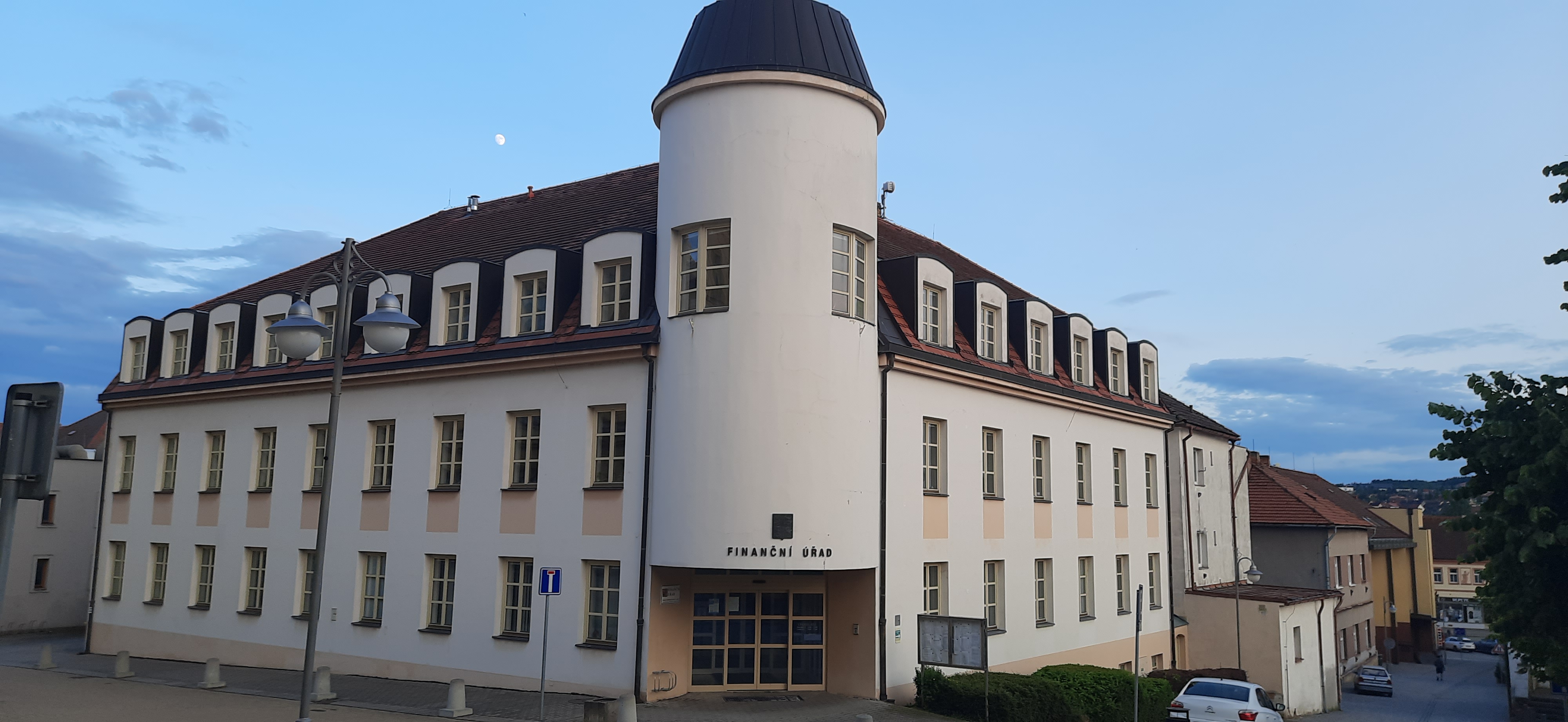 Finanční úřad pro Středočeský kraj - Územní pracoviště v Rakovníku foto 6