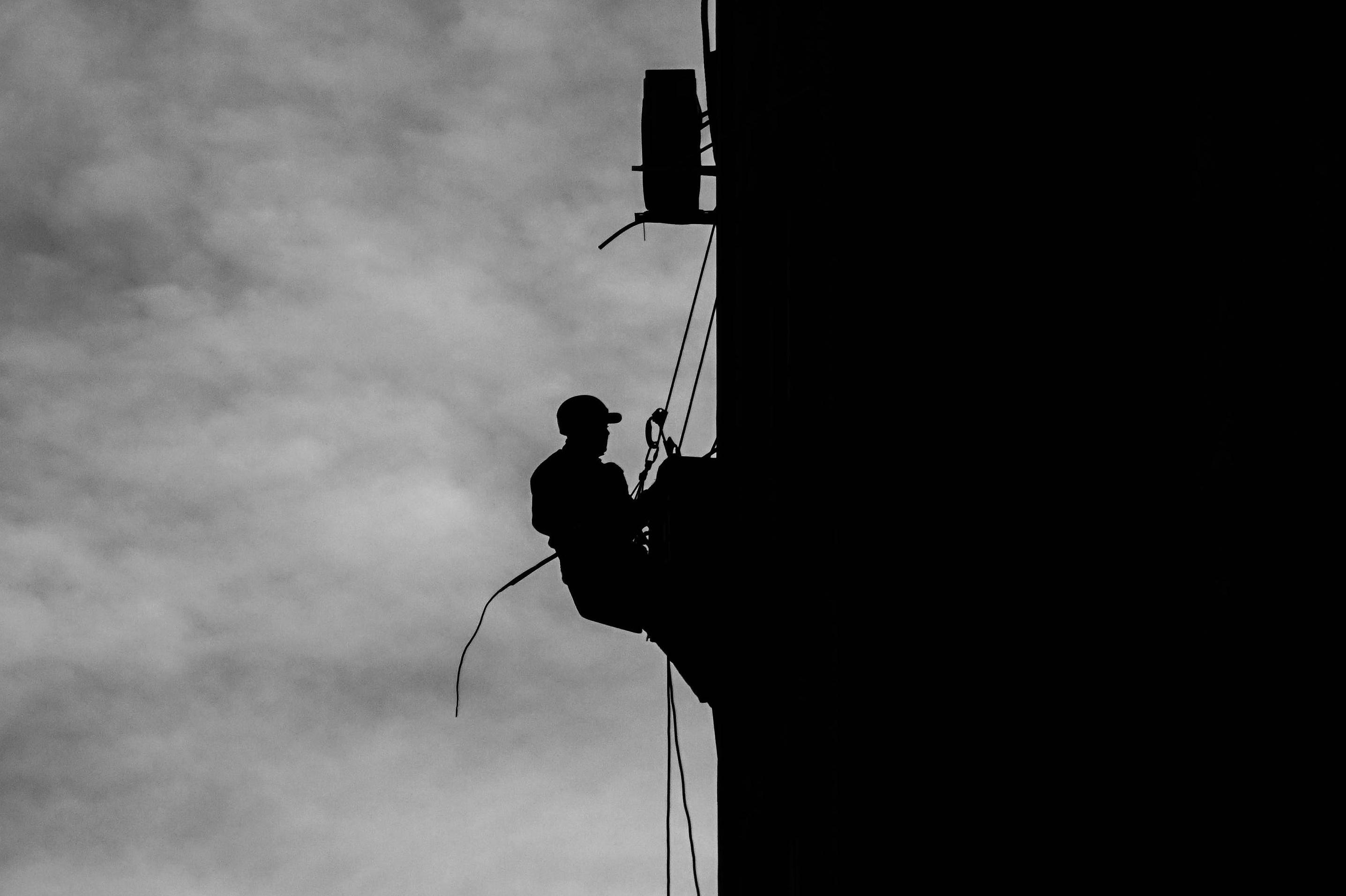 Rizikové kácení stromů a výškové práce Václav Tomšík