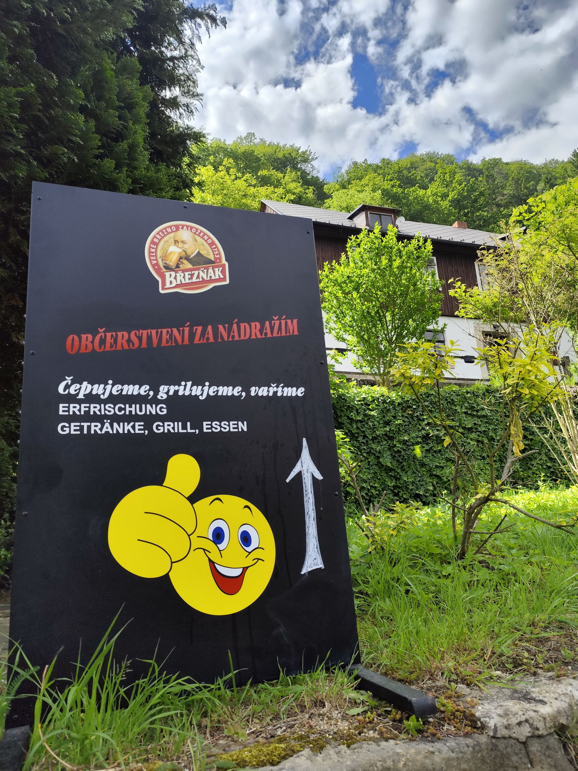 Občerstvení za nádražím Dolní Žleb foto 4