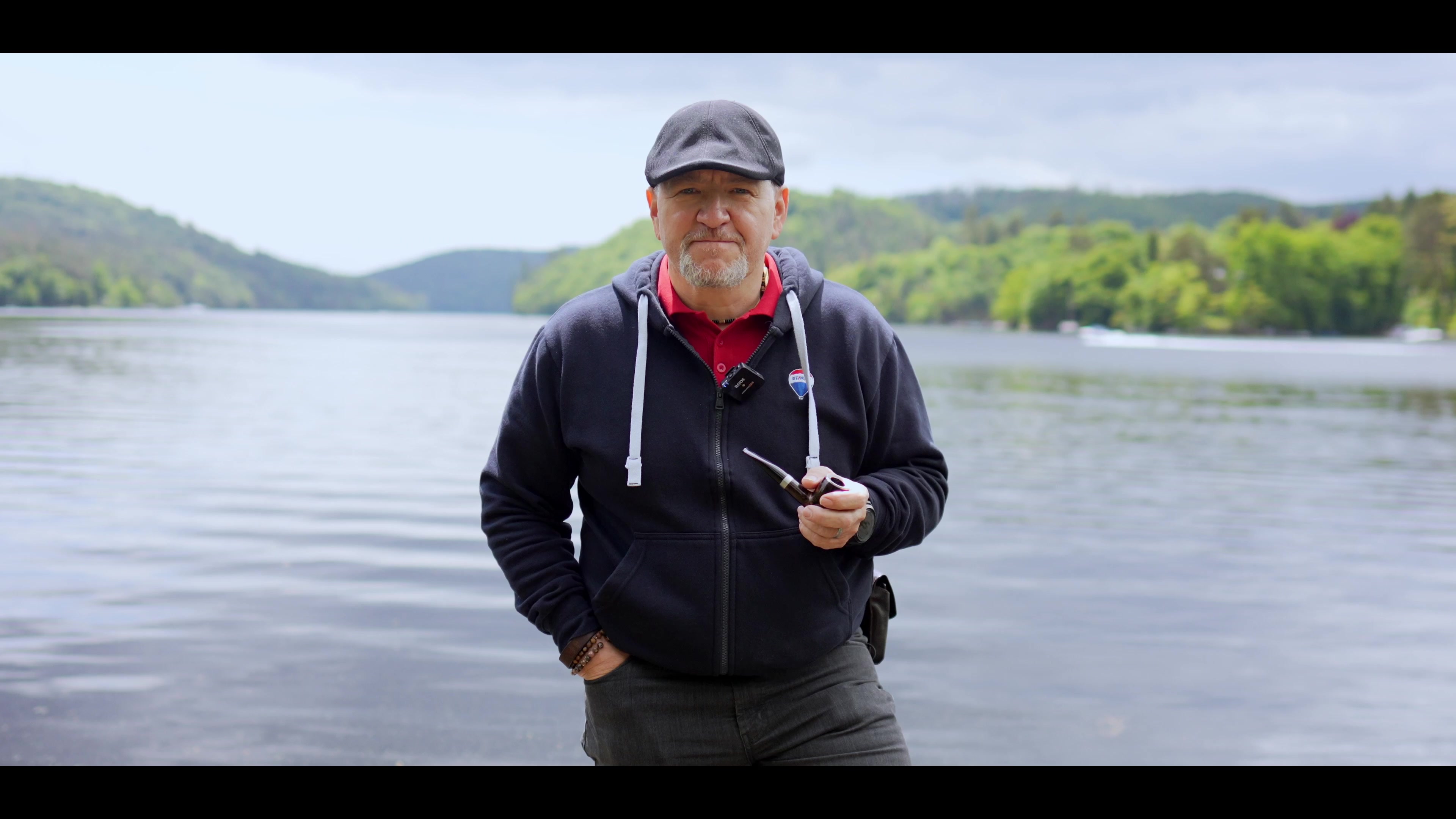 Ing. Petr Hloušek, certifikovaný makléř RE/MAX 4 You foto 2 (náhled videa)