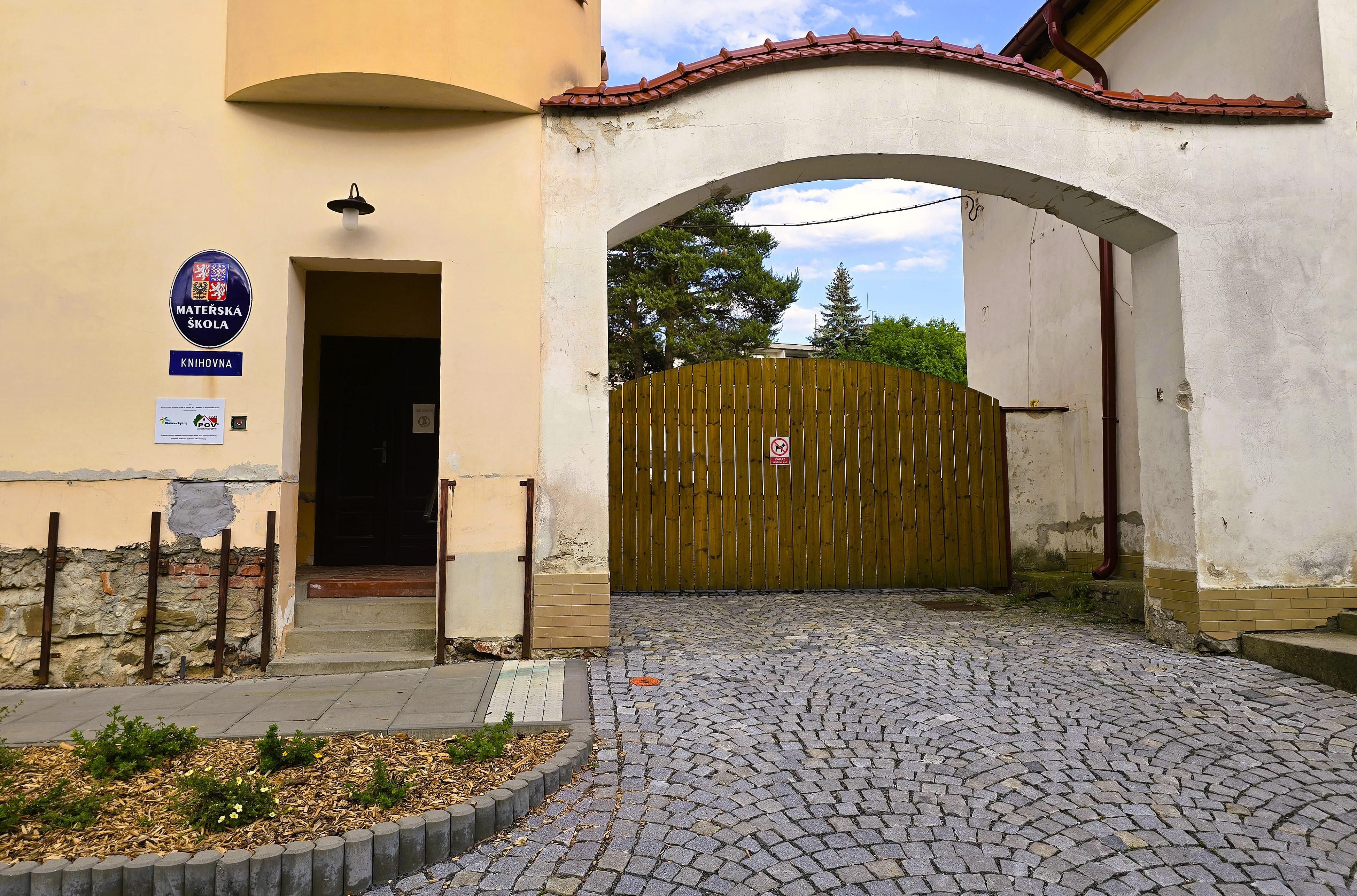 Obecní knihovna Samotišky foto 2