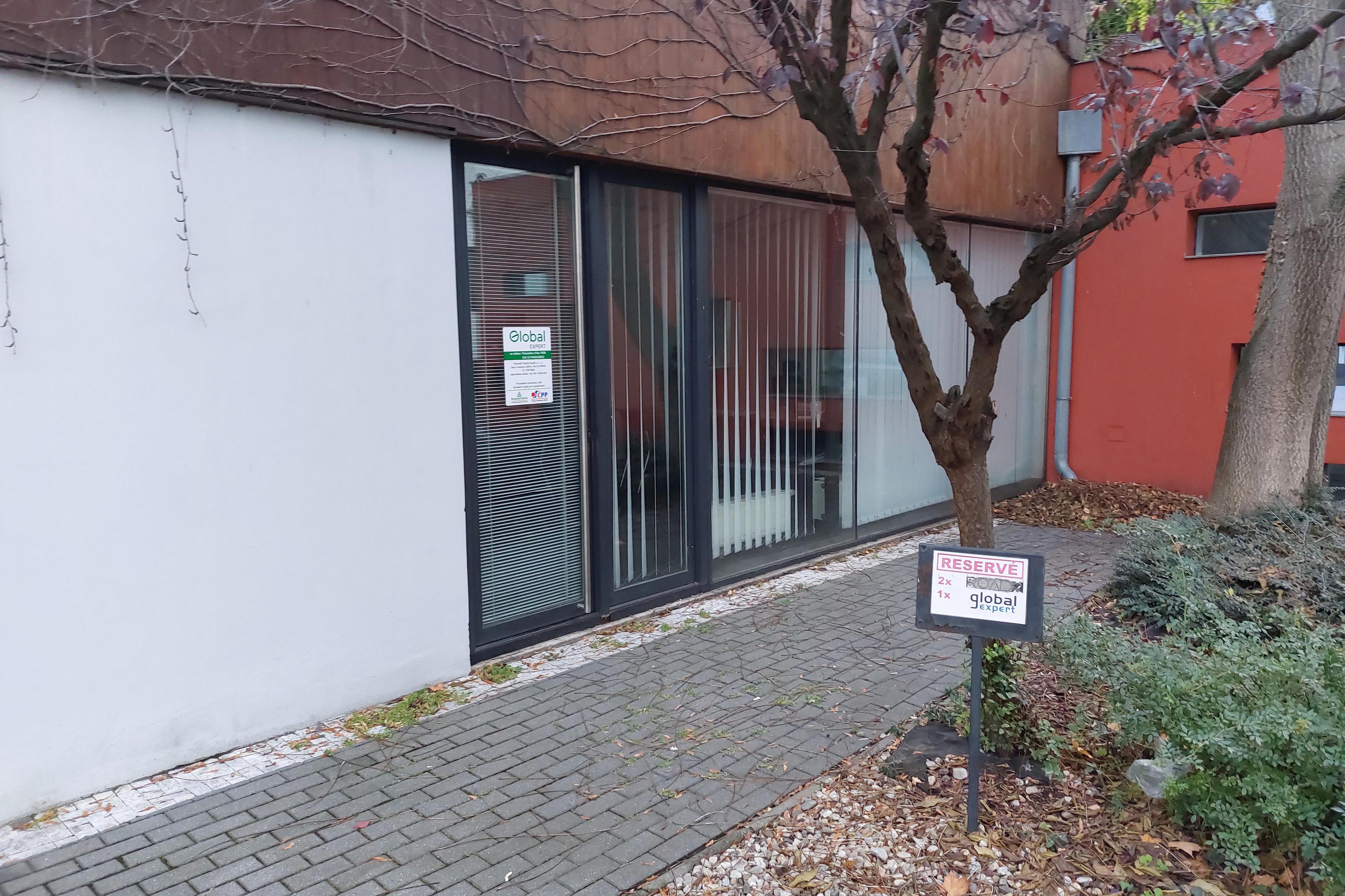 Global Expert, s.r.o.