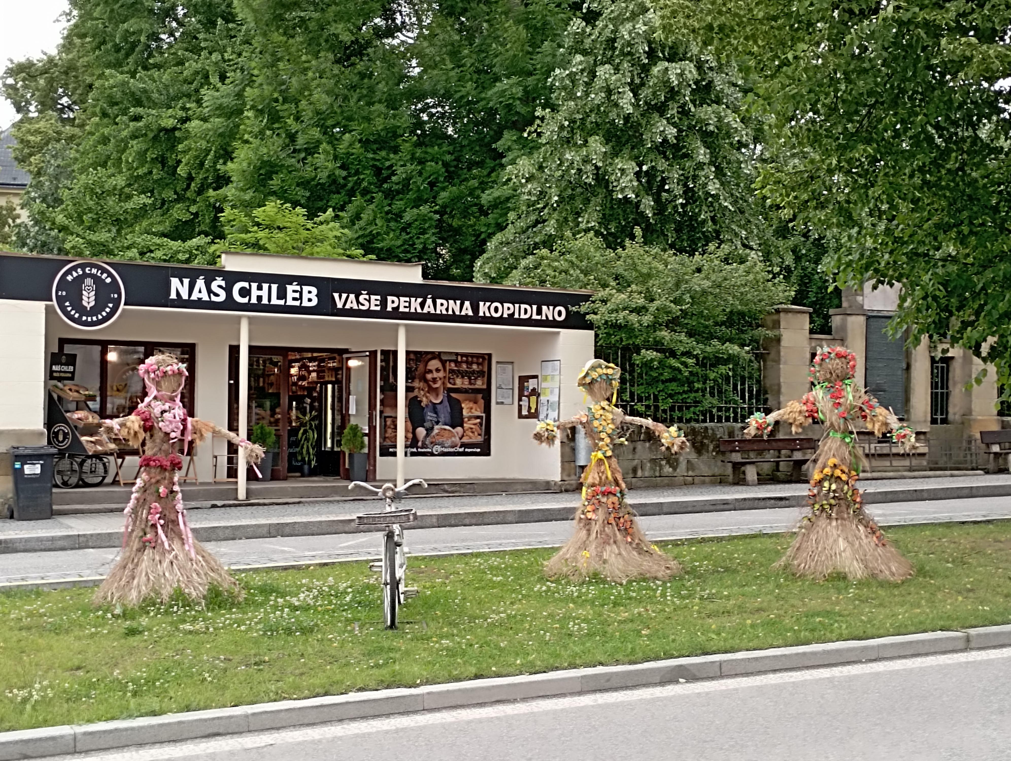 NÁŠ CHLÉB foto 2