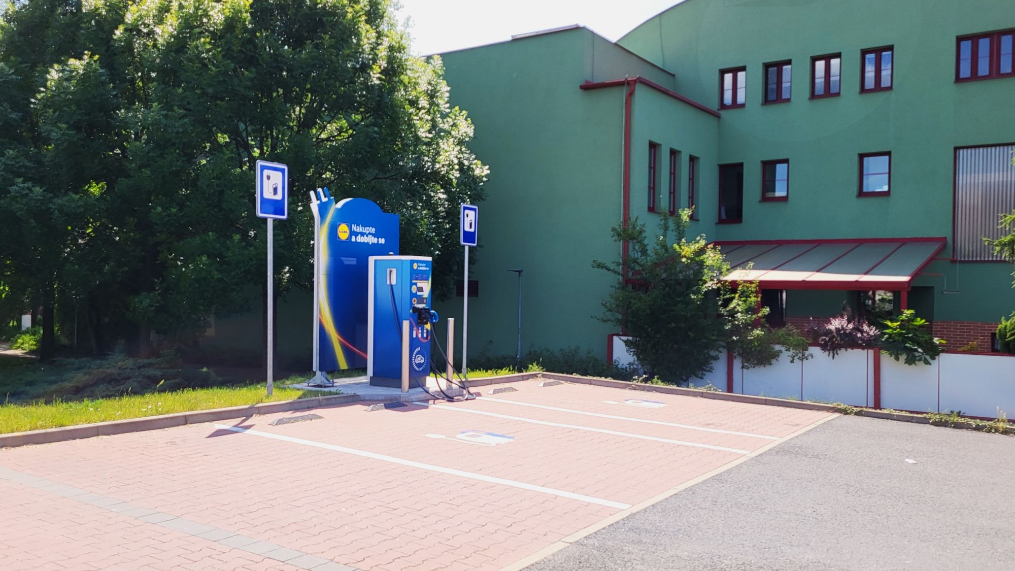 Nabíjecí stanice Lidl foto 3