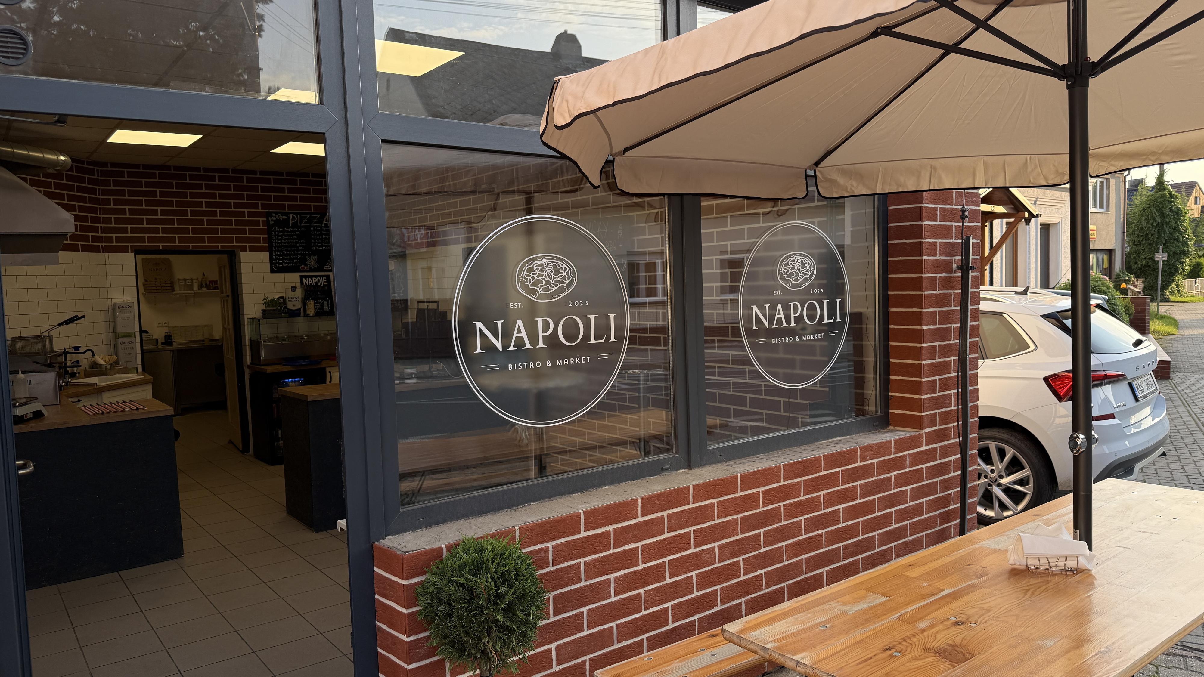 Bistro & Market NAPOLI foto 2