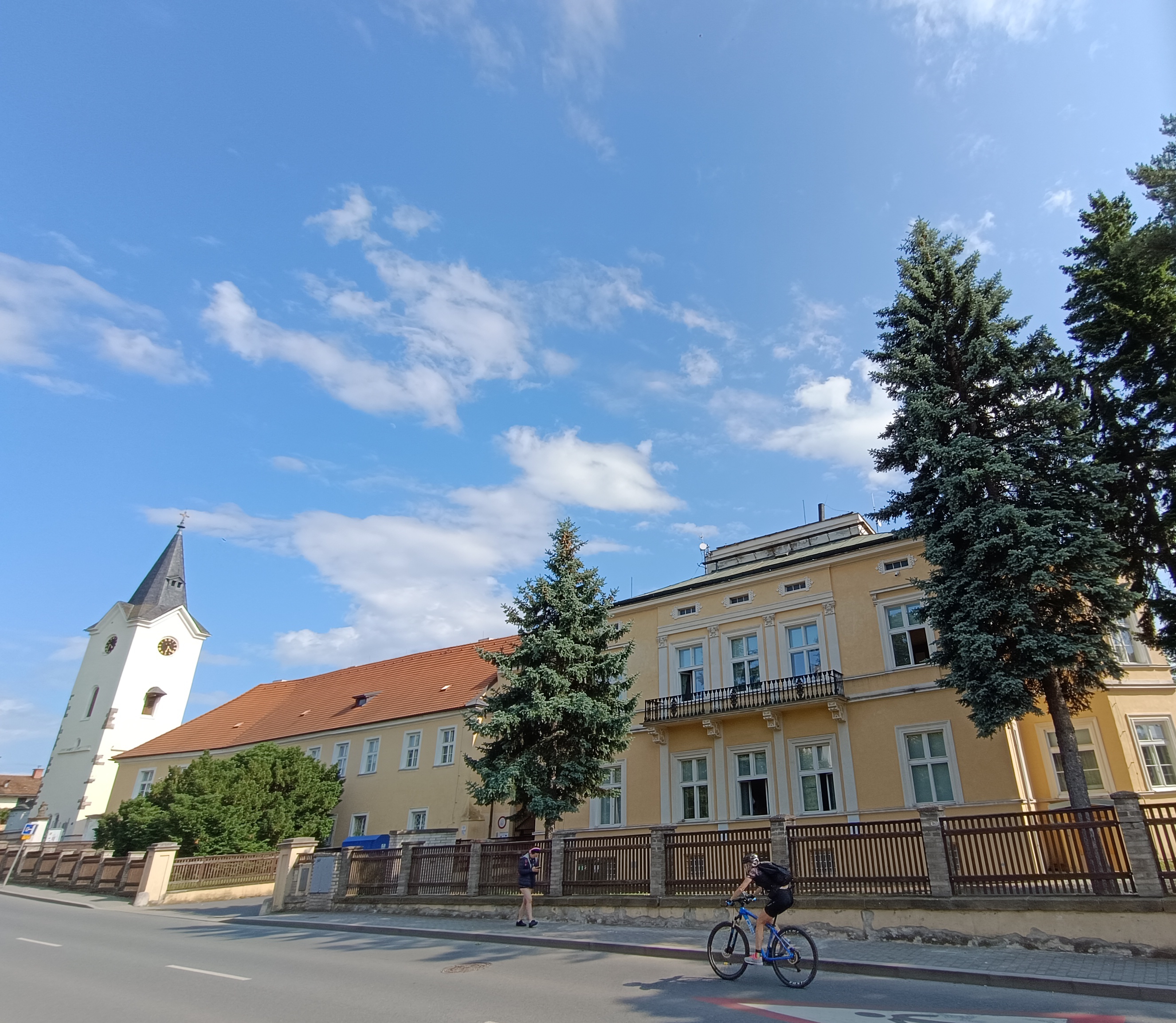 Dětský domov, Praha - Dolní Počernice foto 3