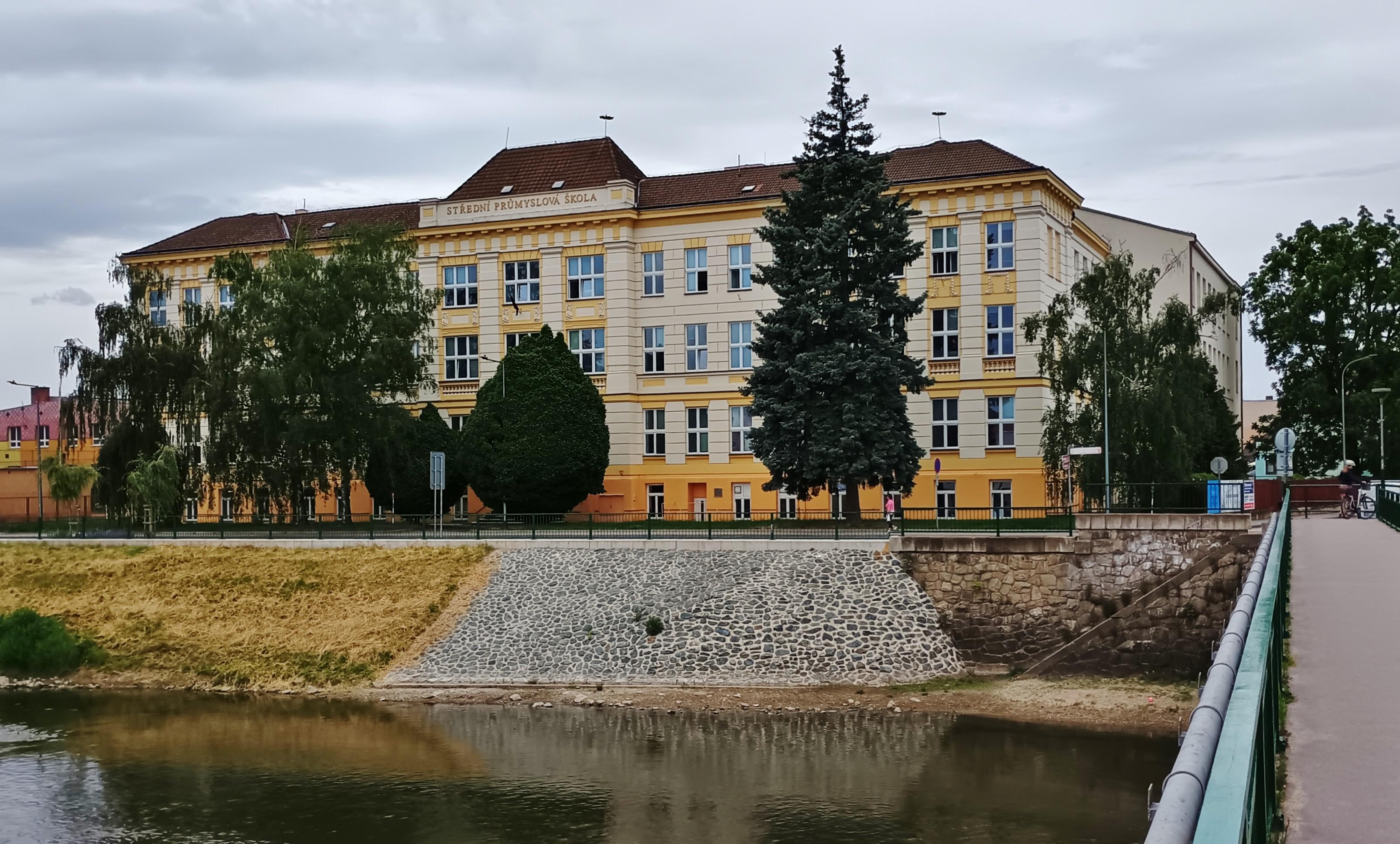 Střední škola Edvarda Beneše Břeclav foto 5