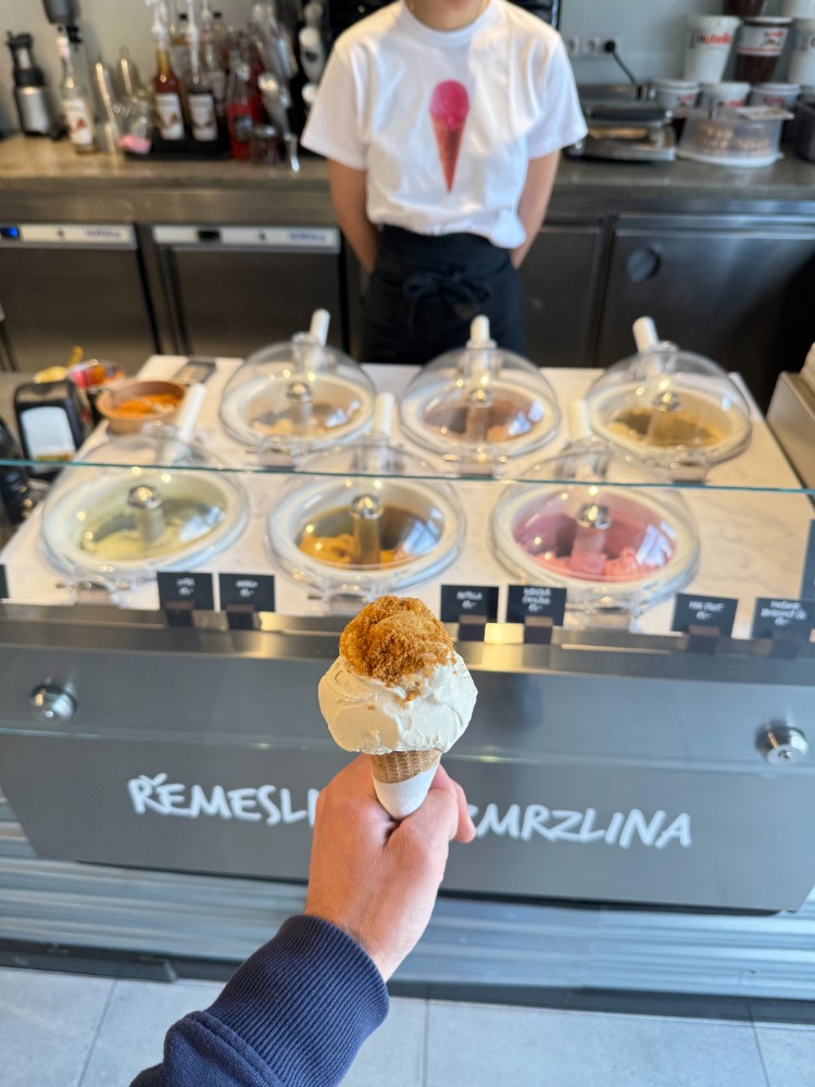 Poe Poe Zmrzlina foto 4