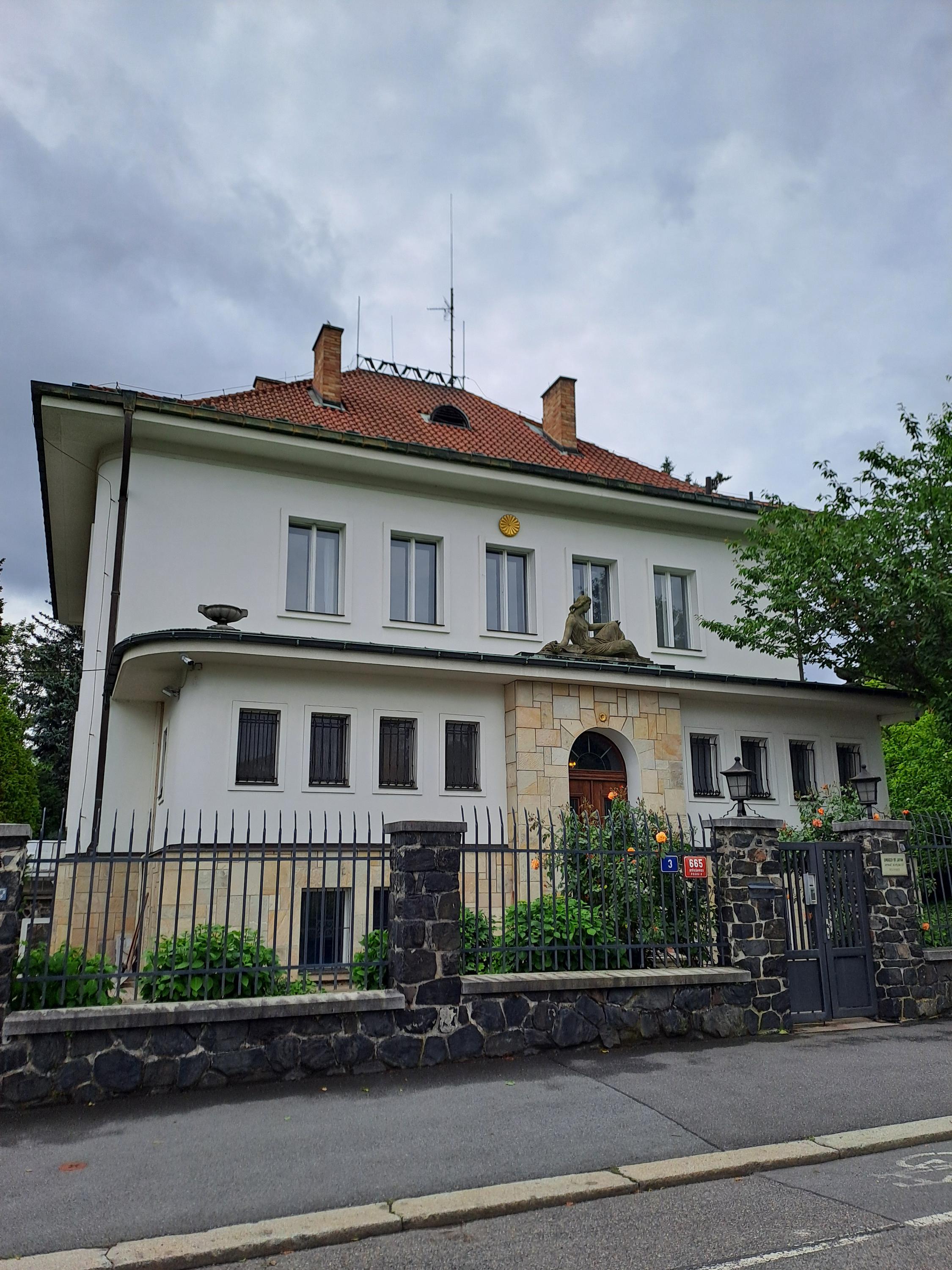 Velvyslanectví Japonska foto 4