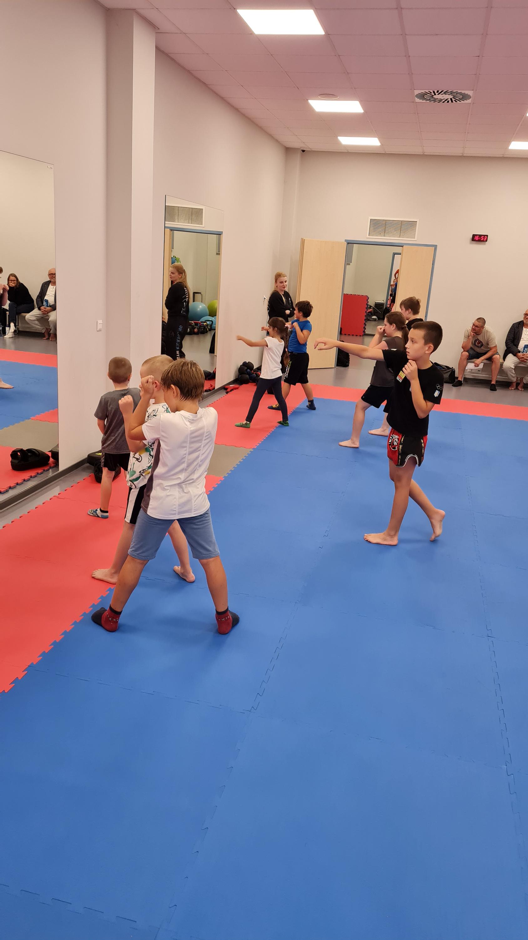 Kickbox klub KOSAGYM foto 4