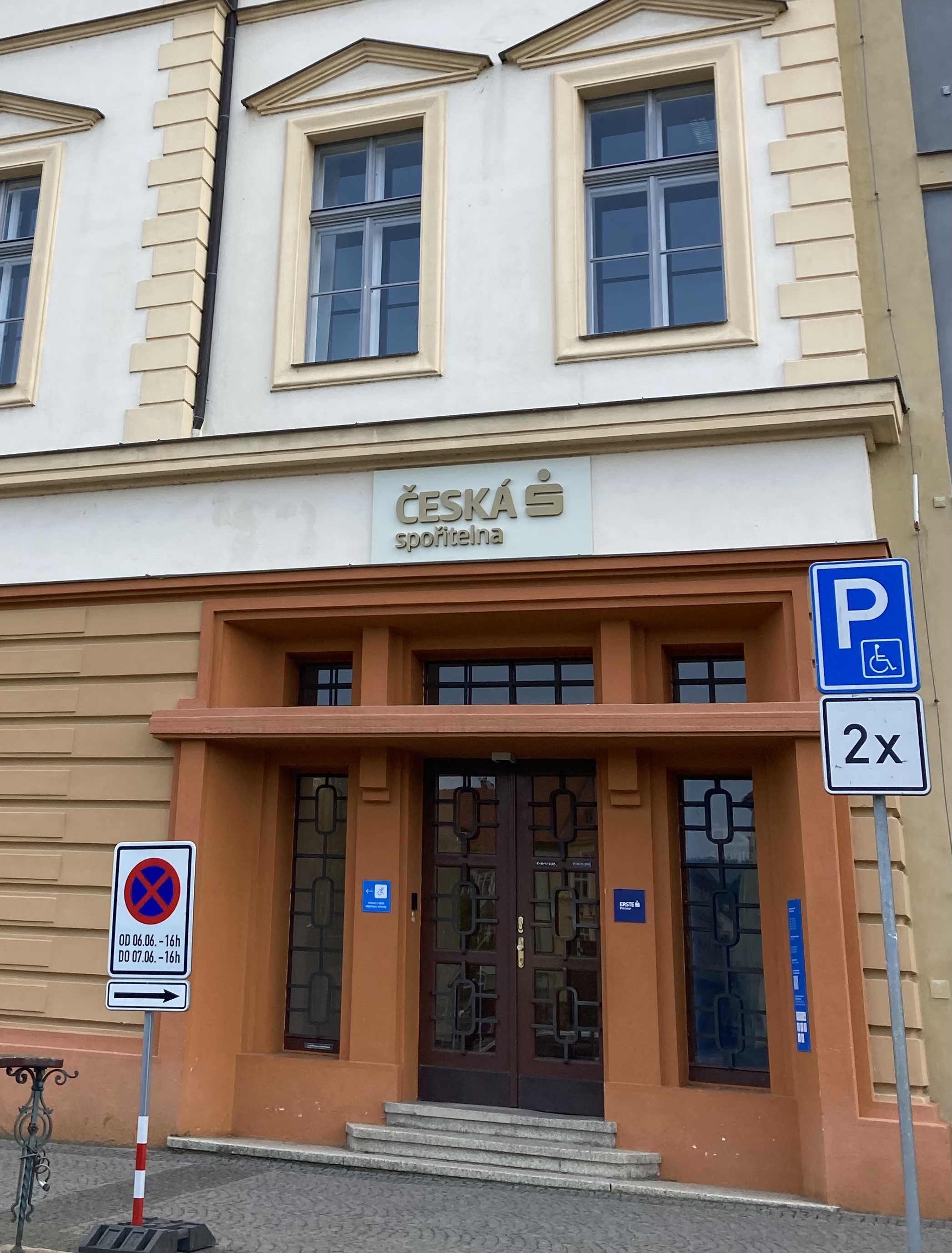 Vkladomat České spořitelny foto 2