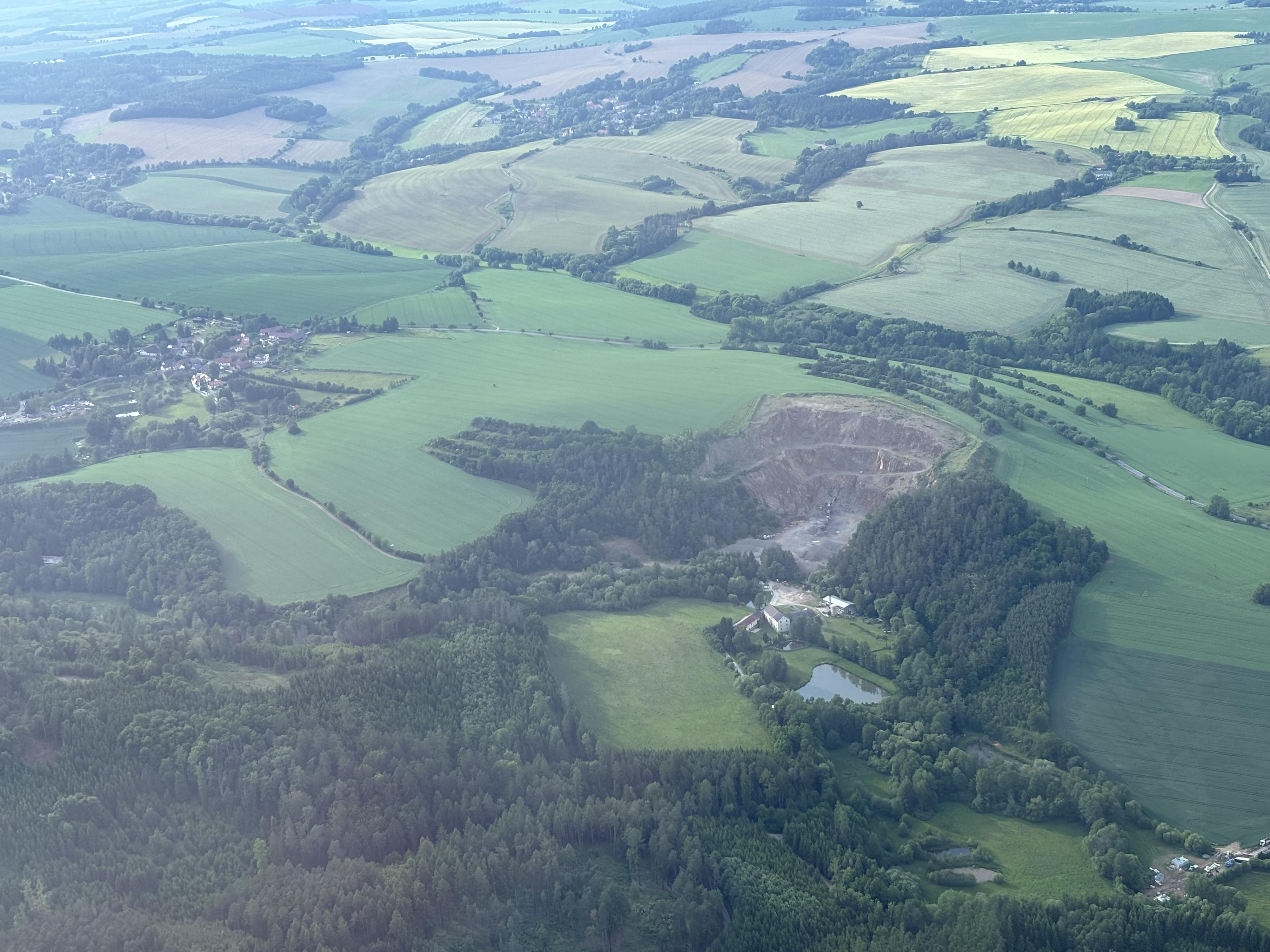 Lom Bílkovice, Cemex Sand k.s. foto 1