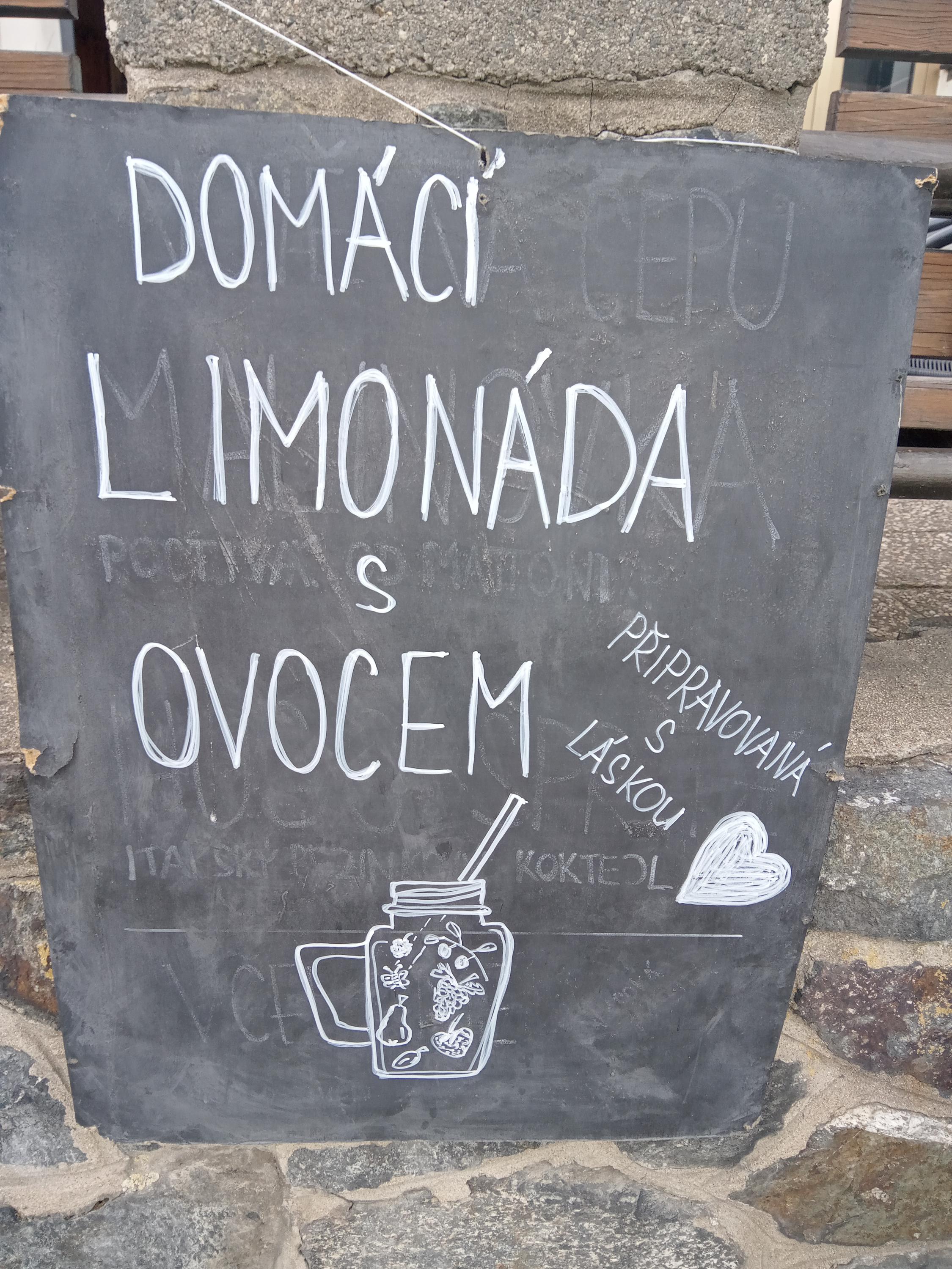 Kavárna, cukrárna a vinotéka 39 foto 6