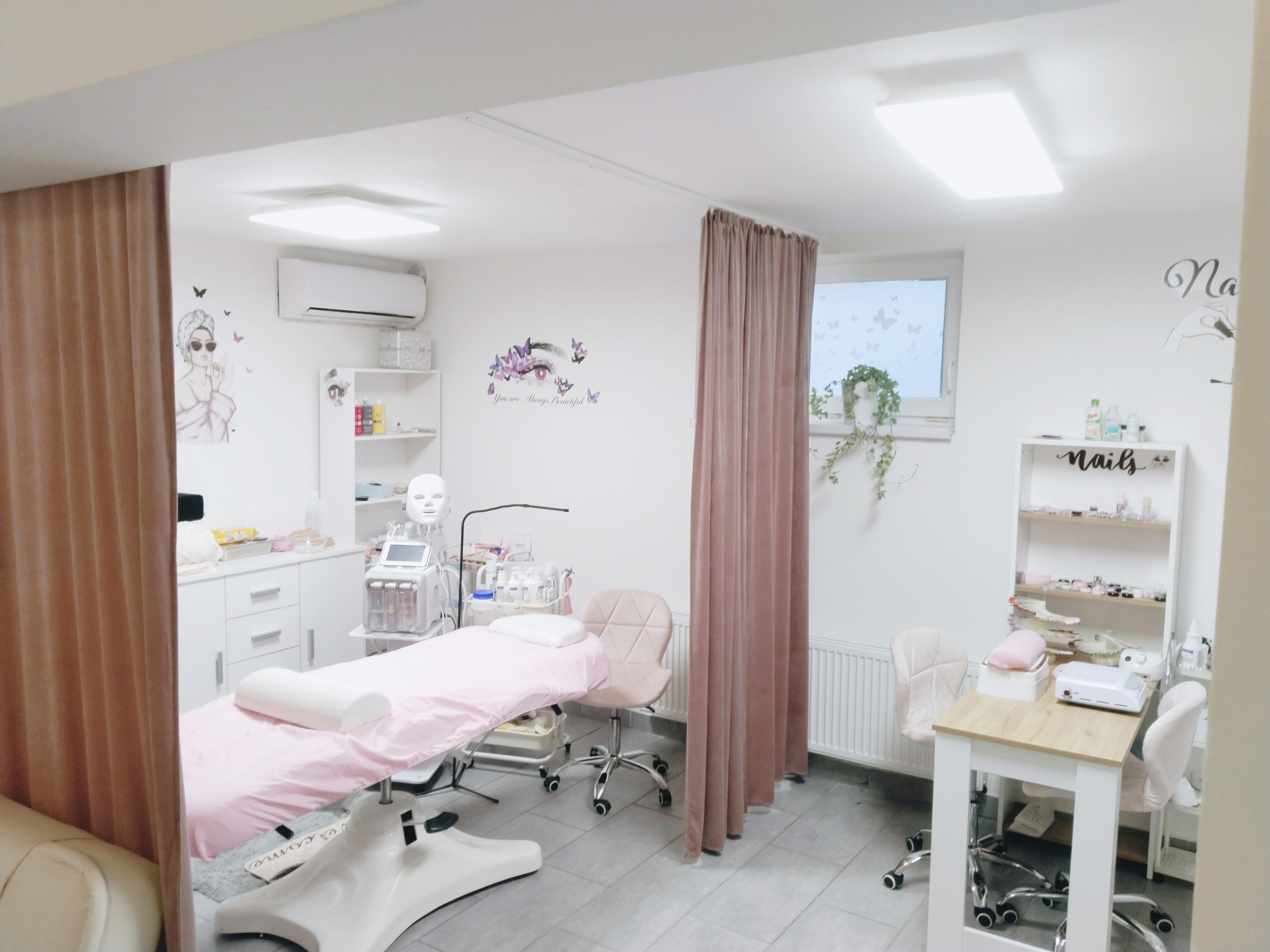 Kosmetika a modeláž nehtů Veronika Mišáková foto 1