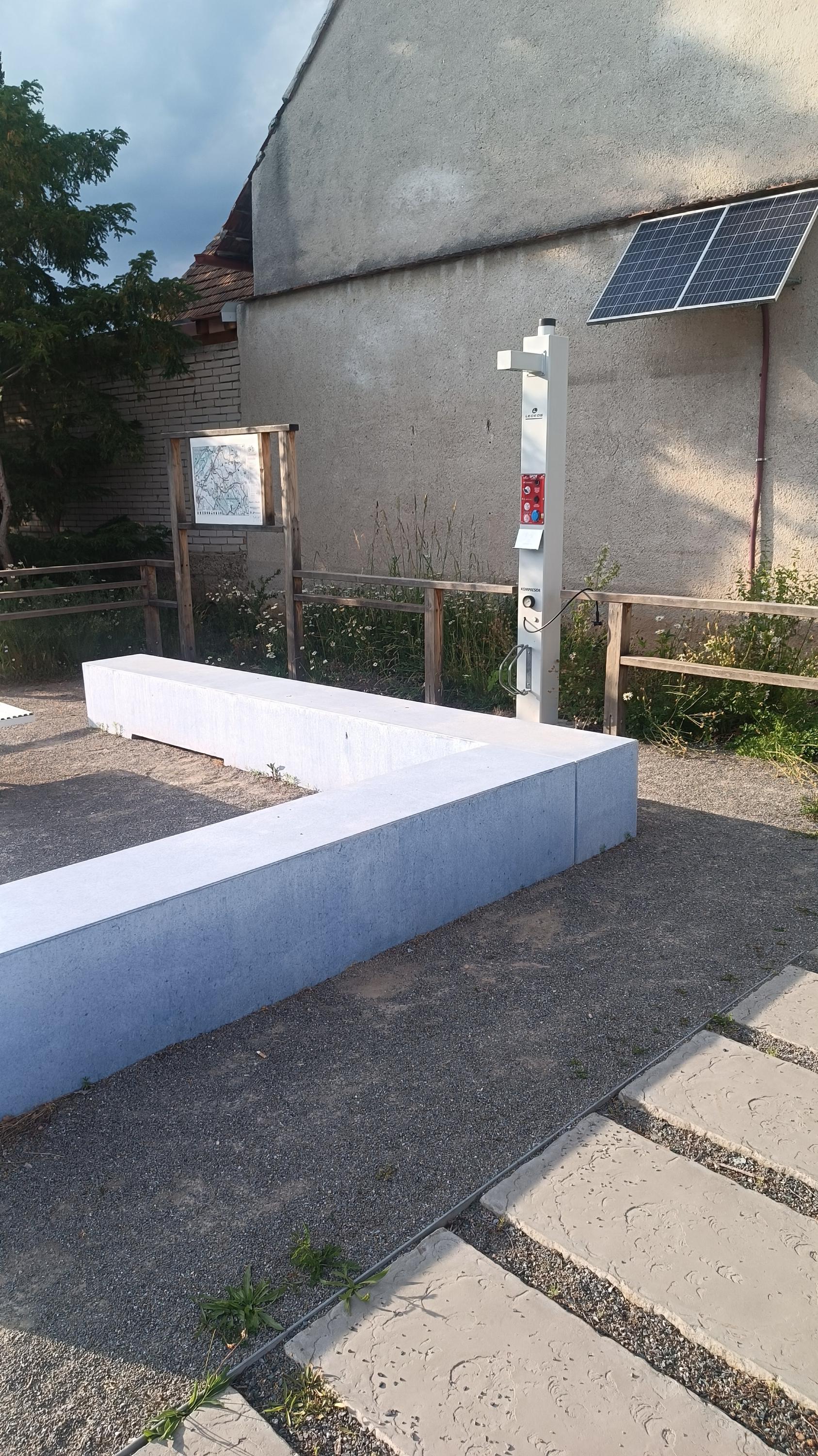 Nabíjecí zásuvka pro elektrokola Sudoměřice foto 5