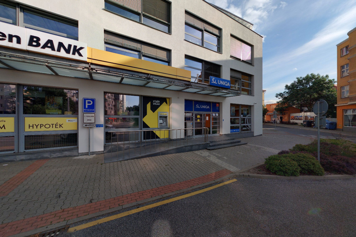 Raiffeisenbank - bankomat