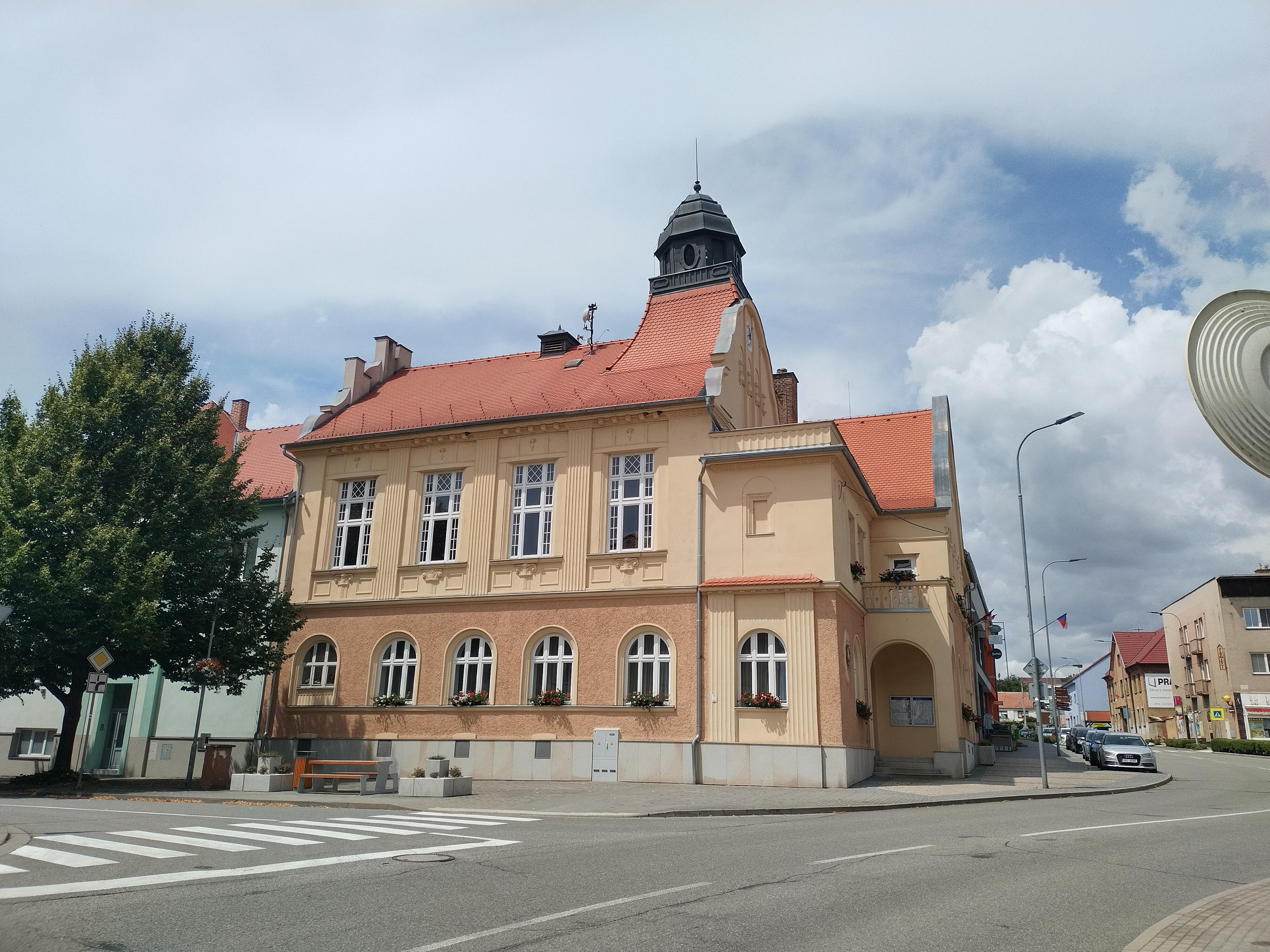 Miroslav - městský úřad foto 6