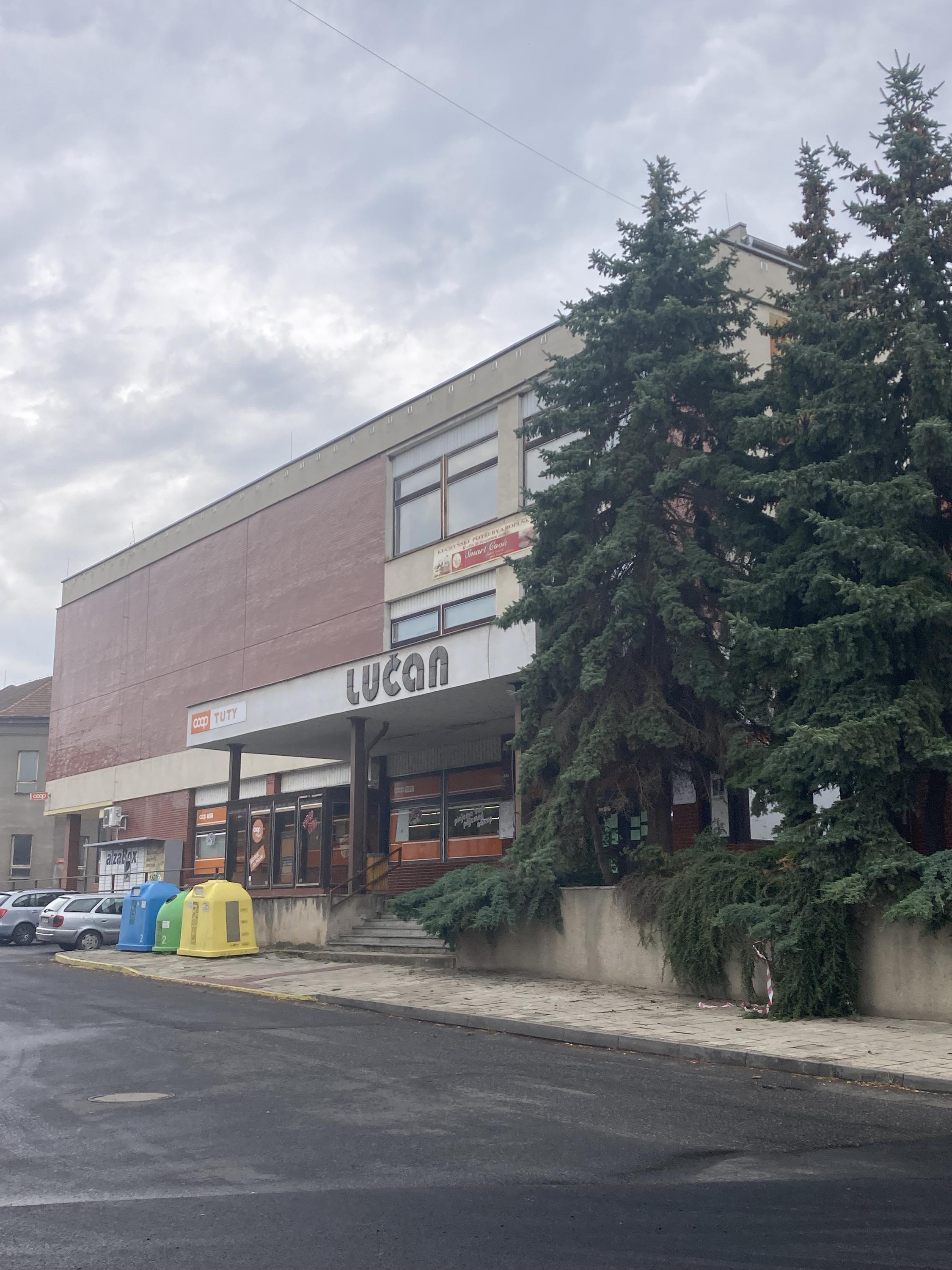 JEDNOTA, spotřební družstvo v Podbořanech - COOP foto 6