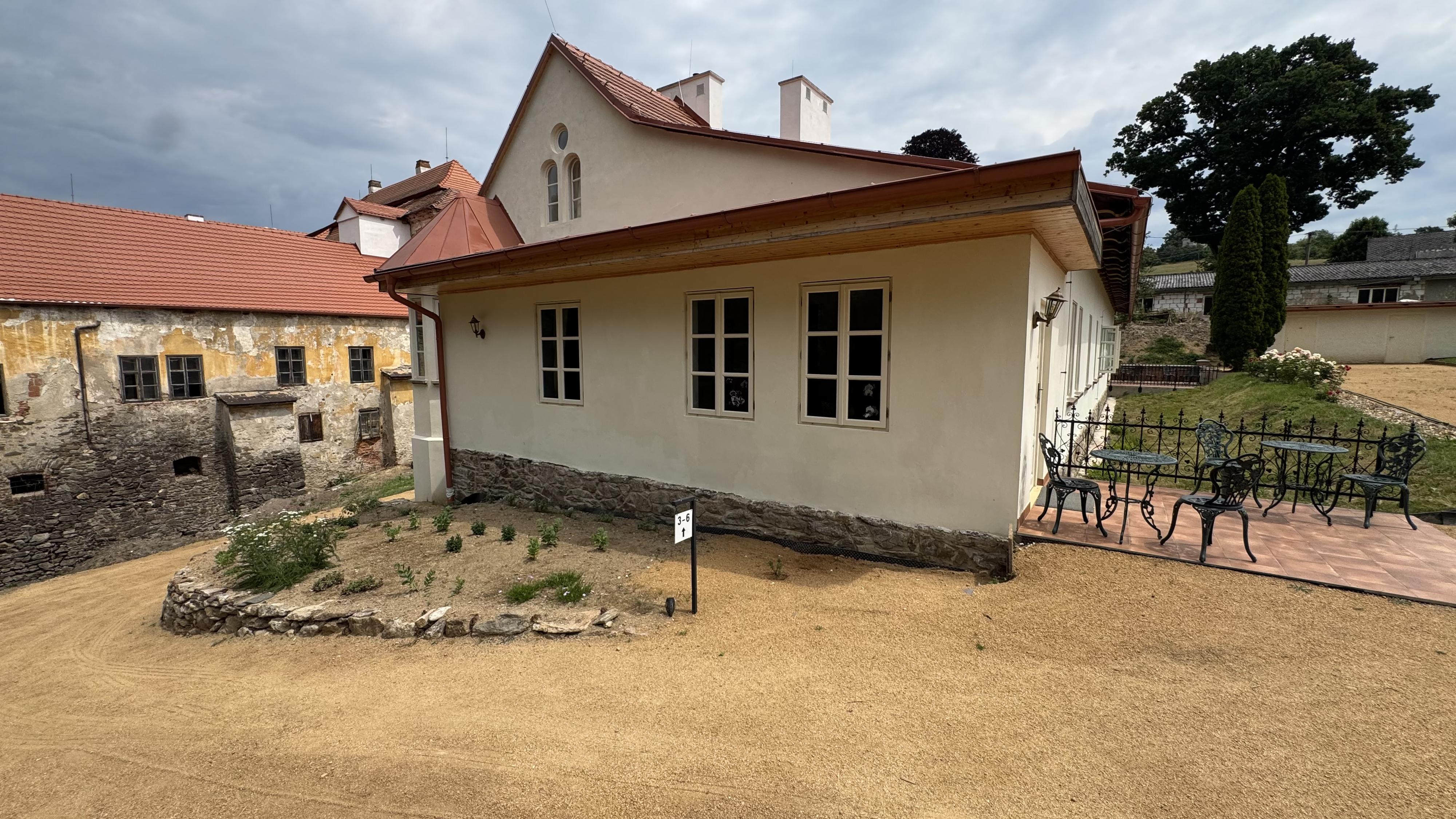 Apartmány na zámku v Bystřici nad Úhlavou foto 5