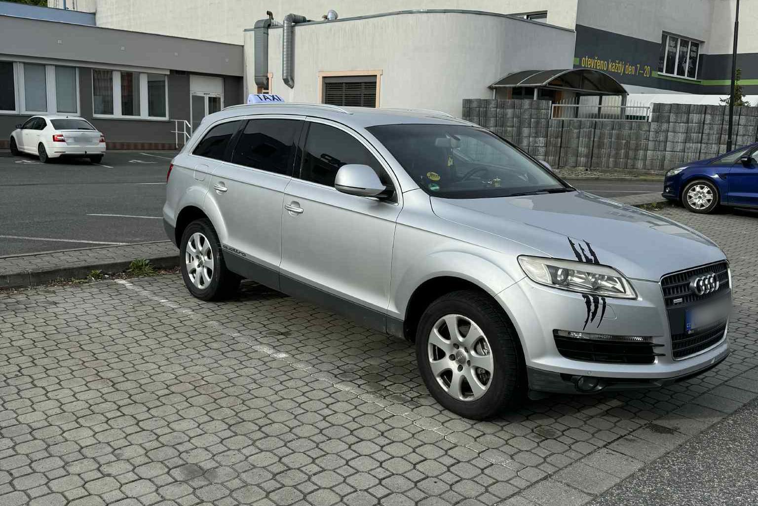 Taxi služba Tibor Komáromi