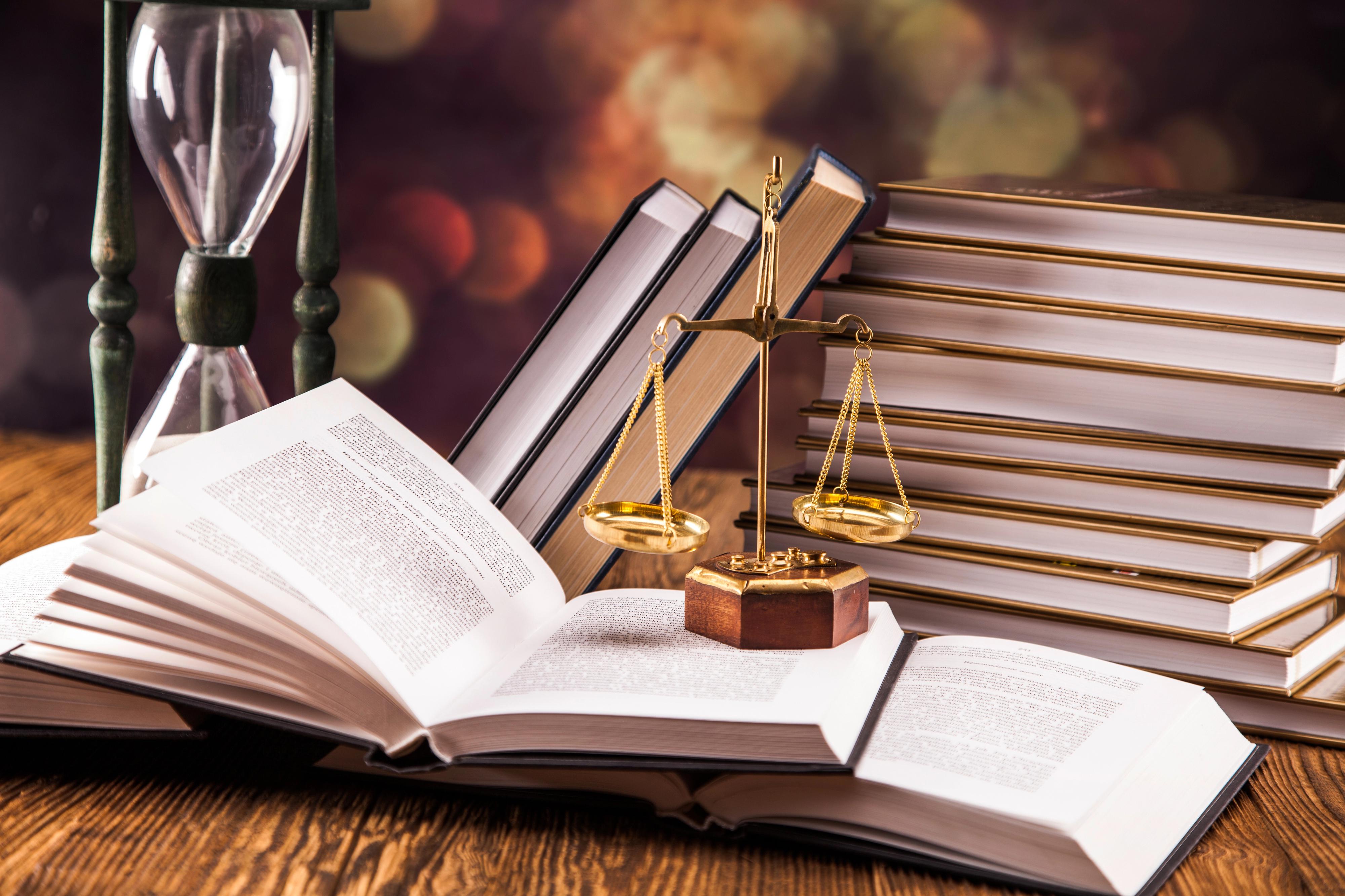 Mgr. Tomáš Stavrovský, advokát foto 4