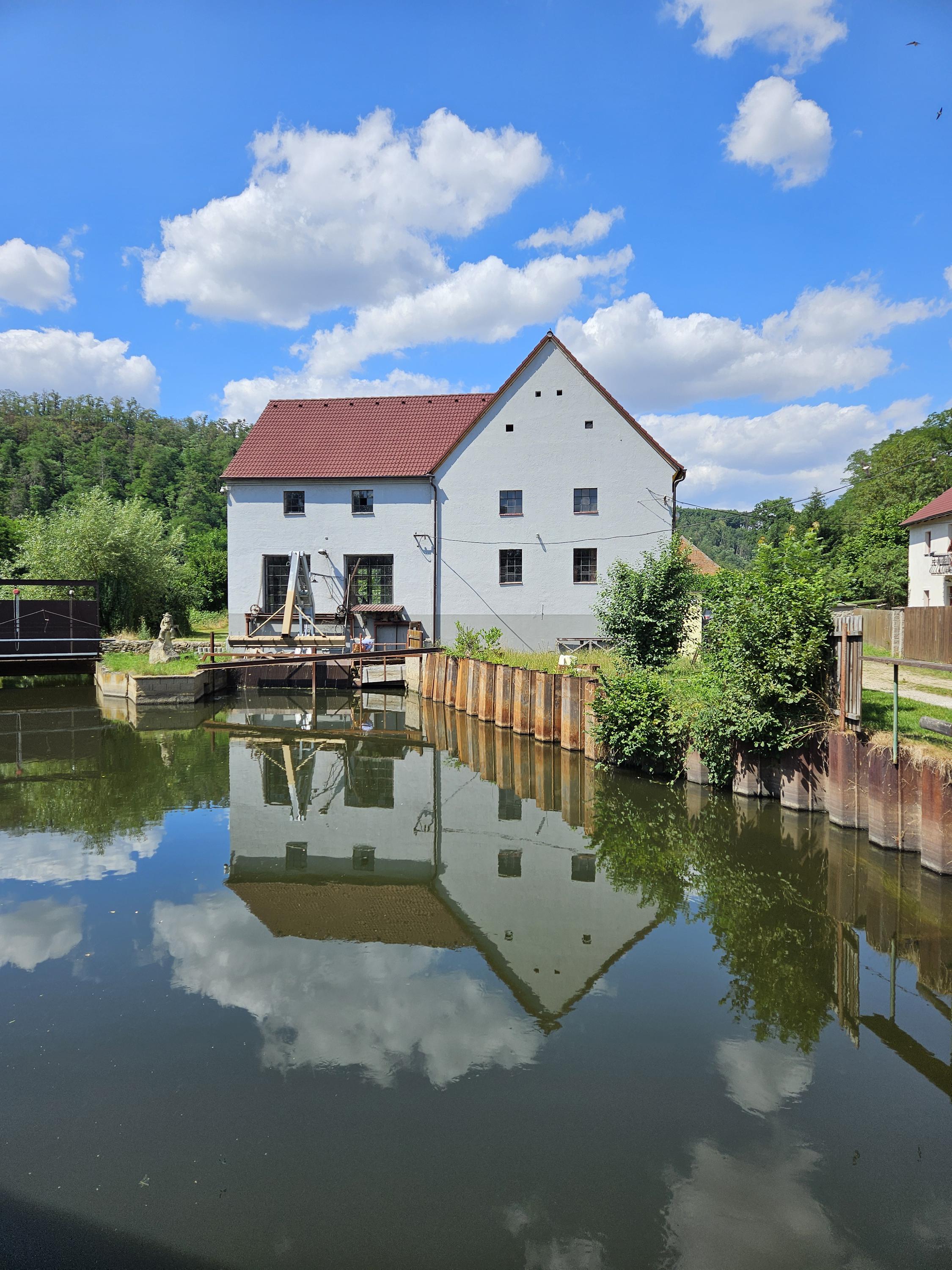 Občerstvení Žíkovský mlýn foto 4