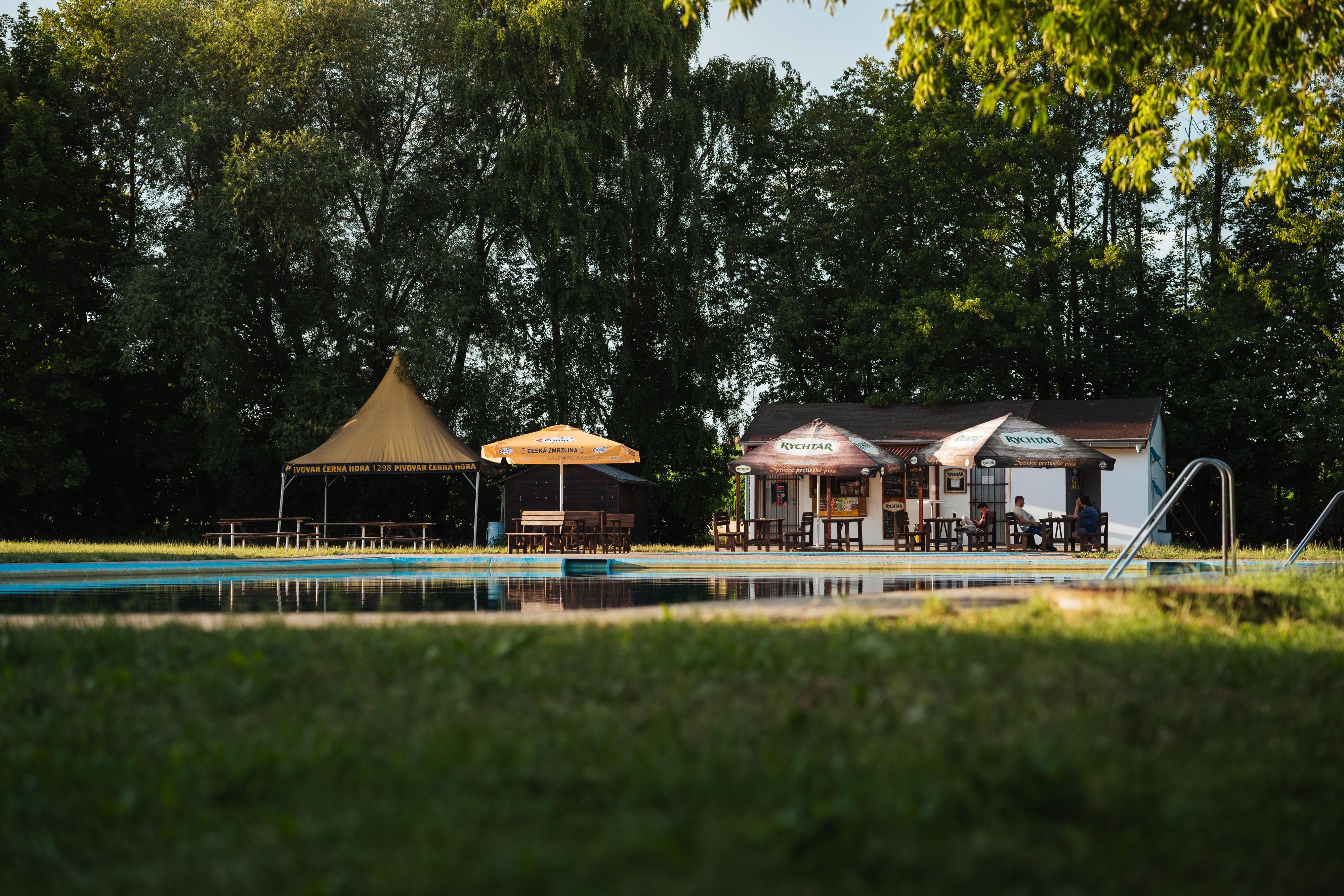 Koupaliště Chronice - rychlé občerstvení