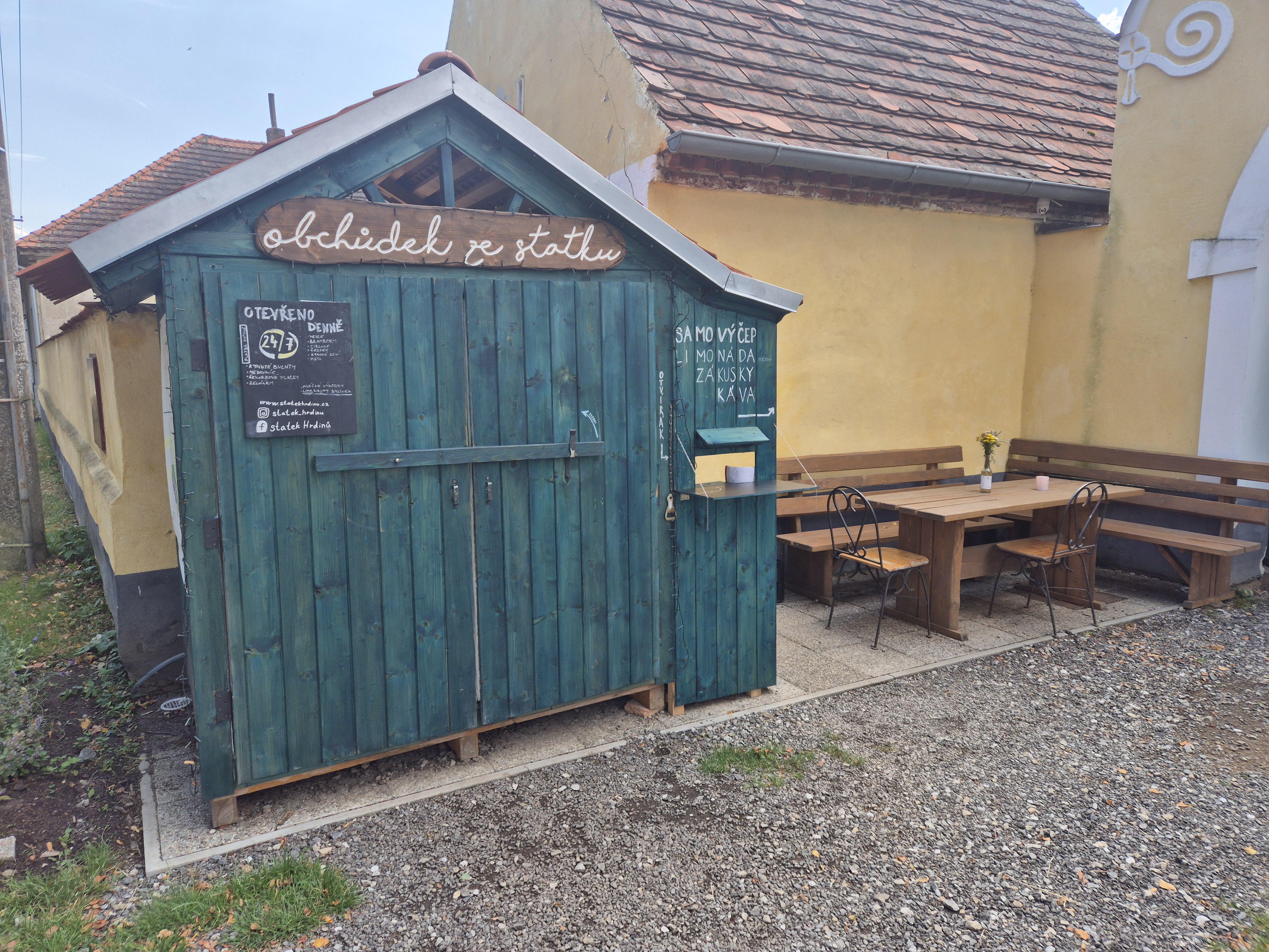 Obchůdek ze statku - Statek hrdinů