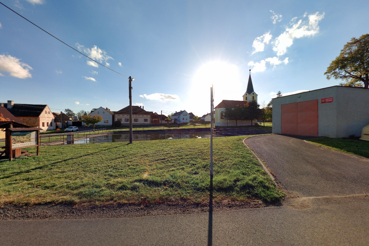 Multifunkční dobíjecí stanice Velký Malahov