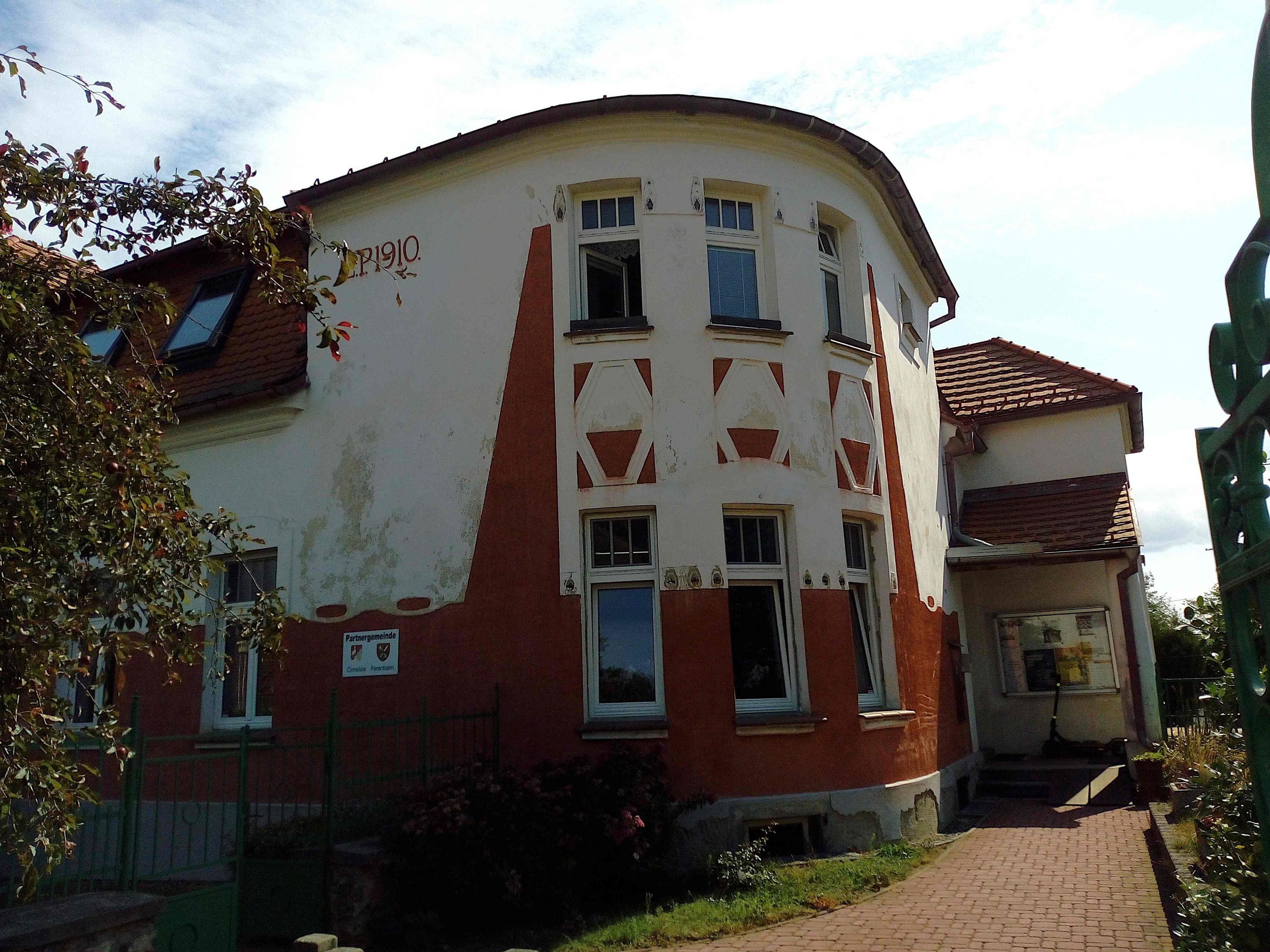 Čimelice - obecní úřad foto 2