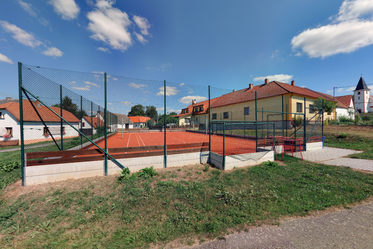 Víceúčelové hřiště Pořín