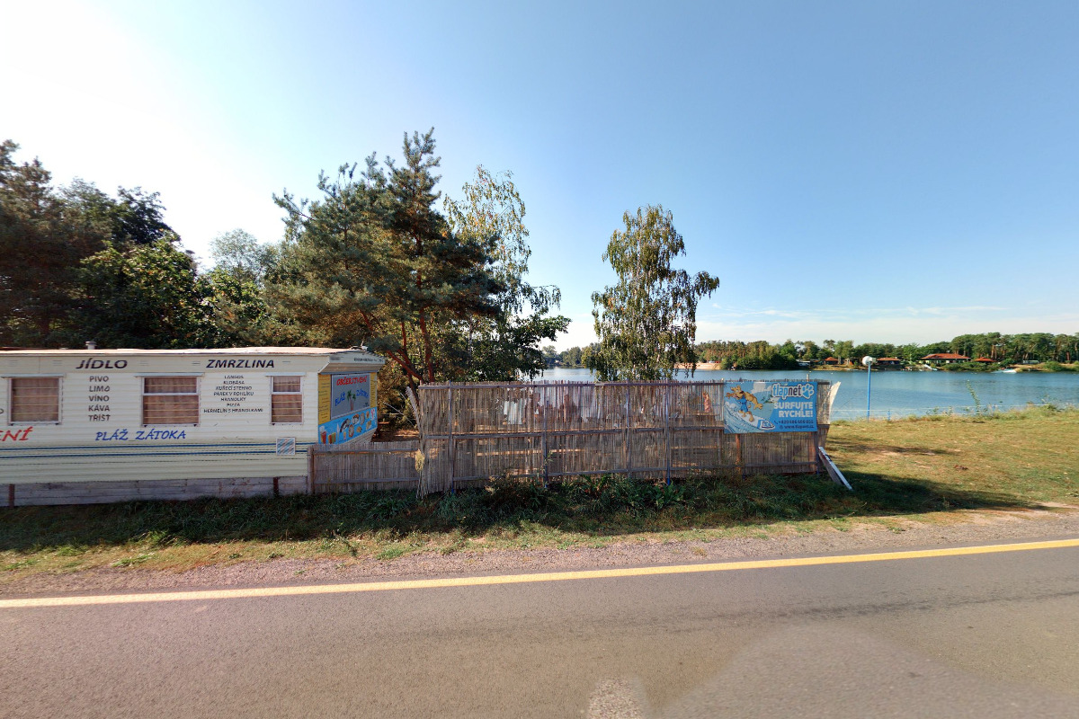 Občerstvení Pláž Zátoka