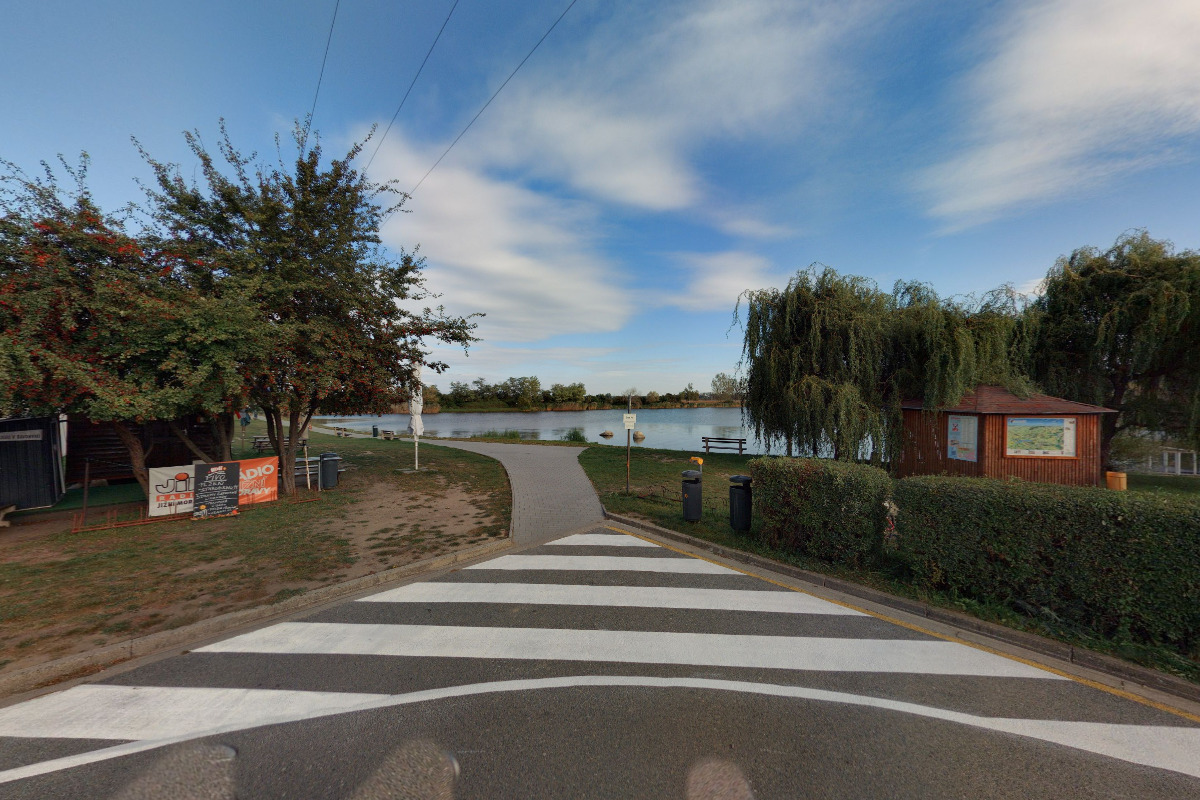 Špachtle u šutráku