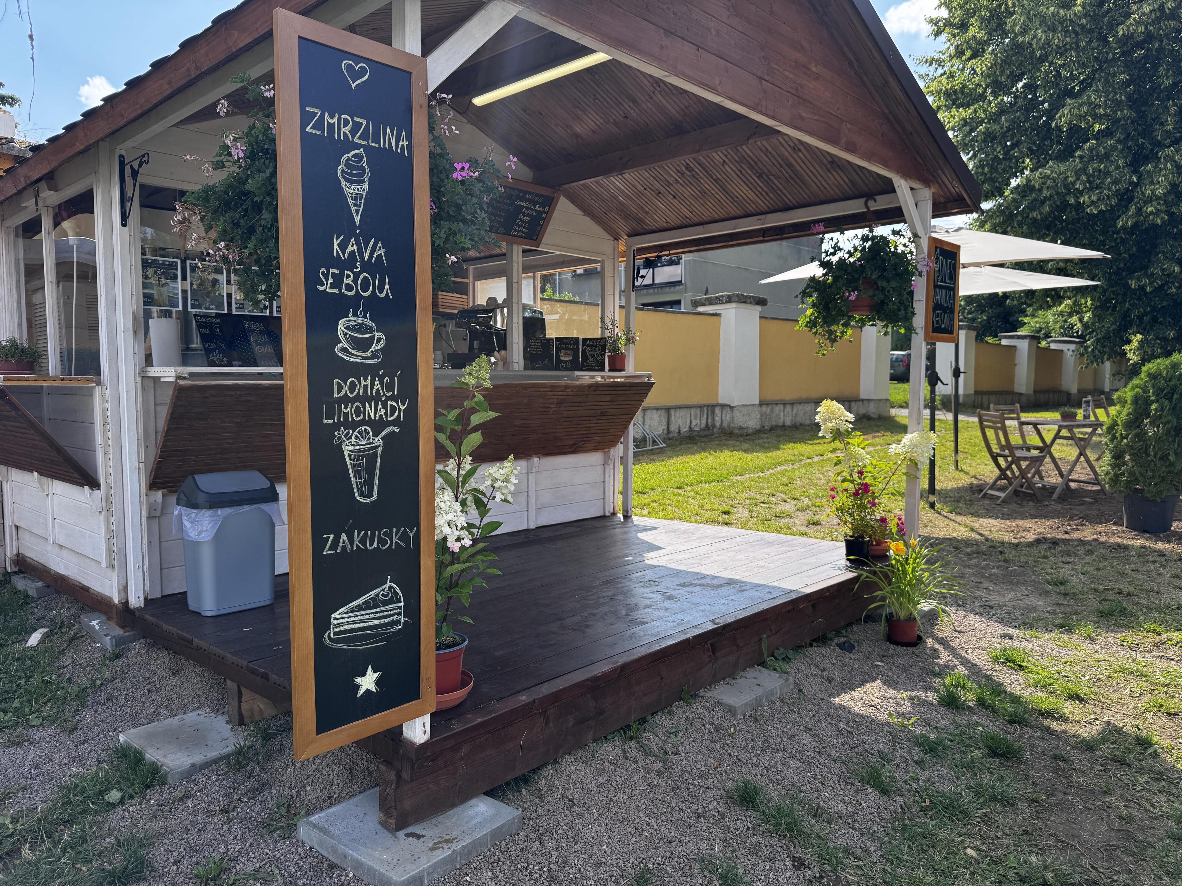 Posezení nad Zámkem