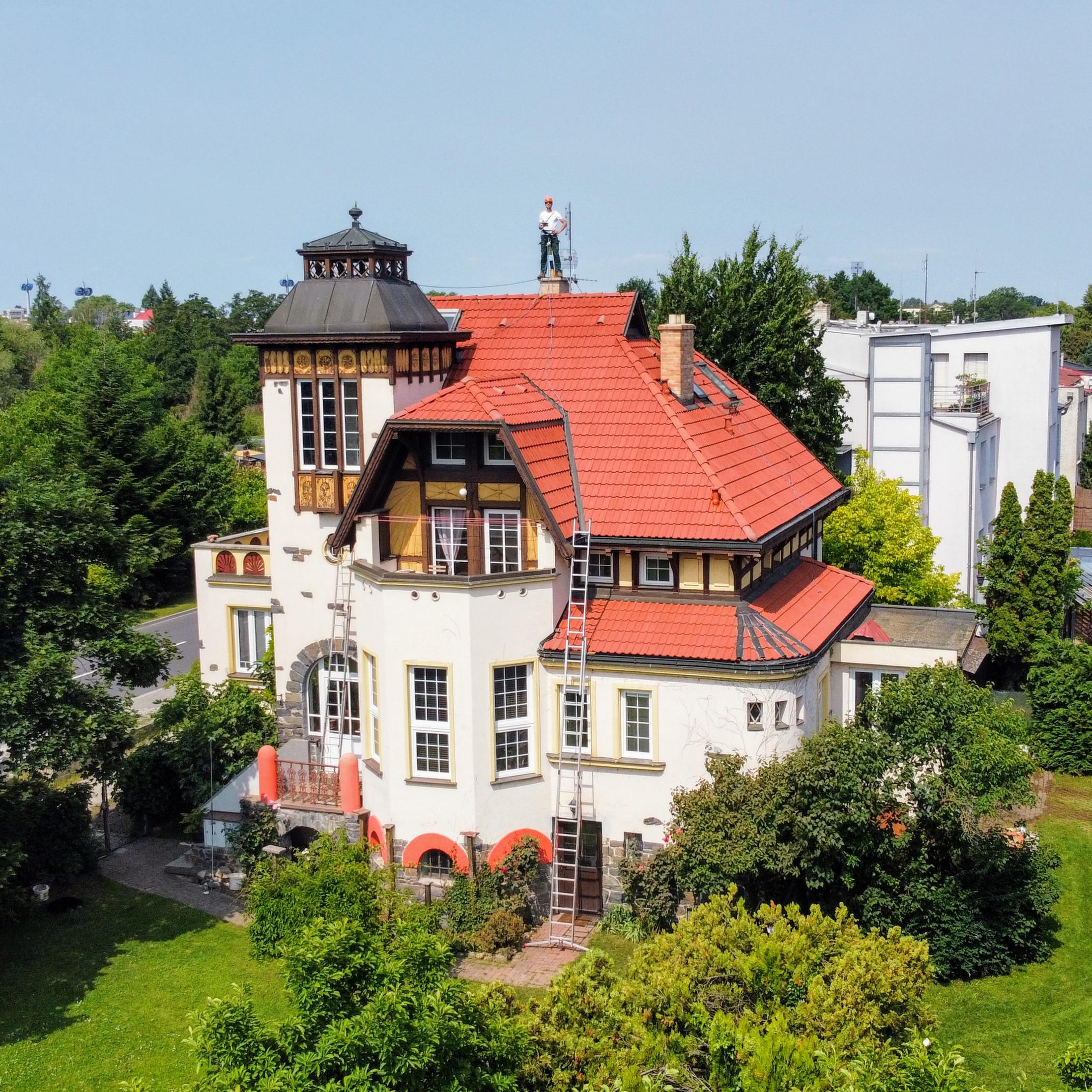 Kings Roof - čištění a nátěry střech