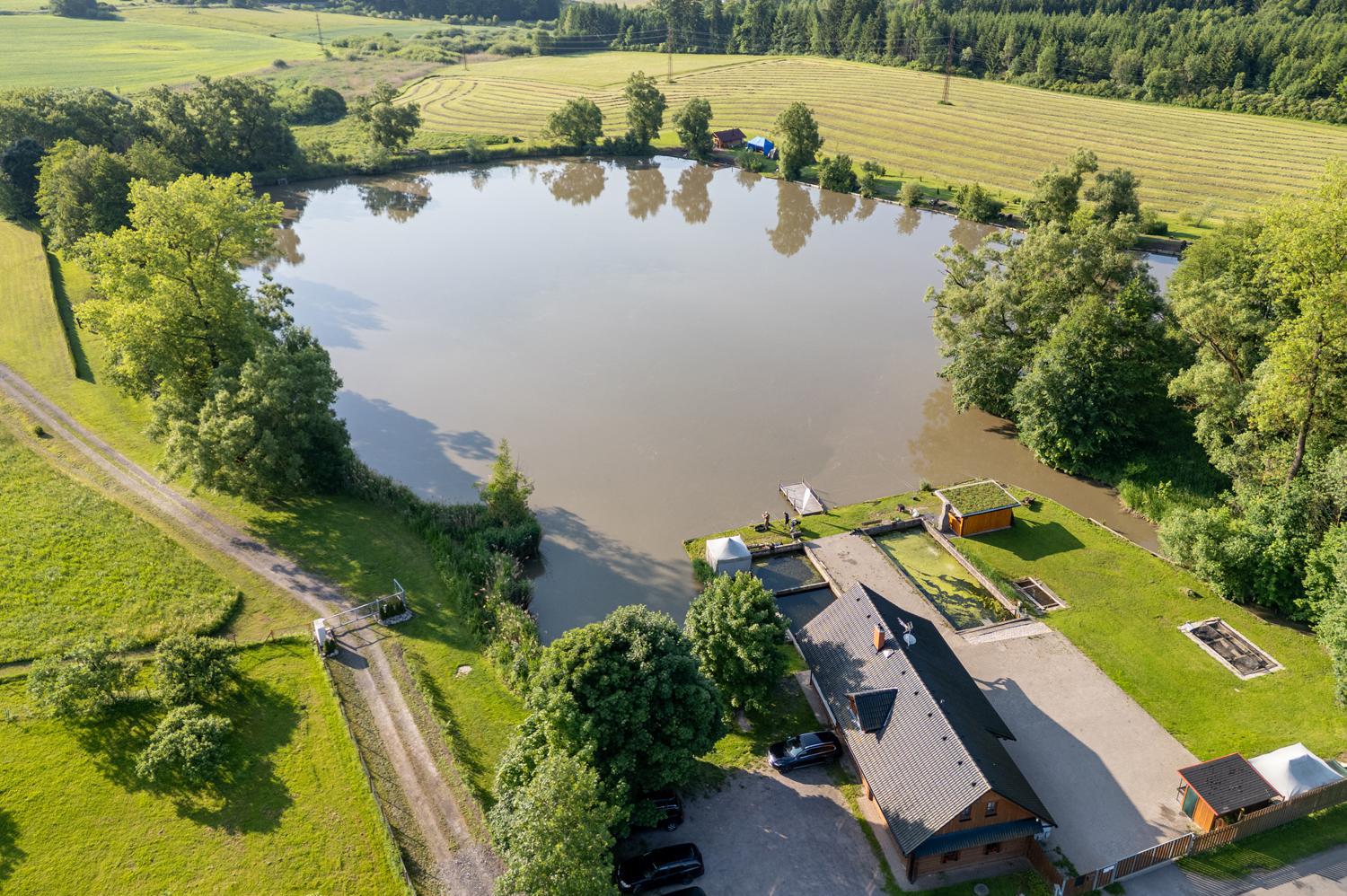 Plundrovo rybářství