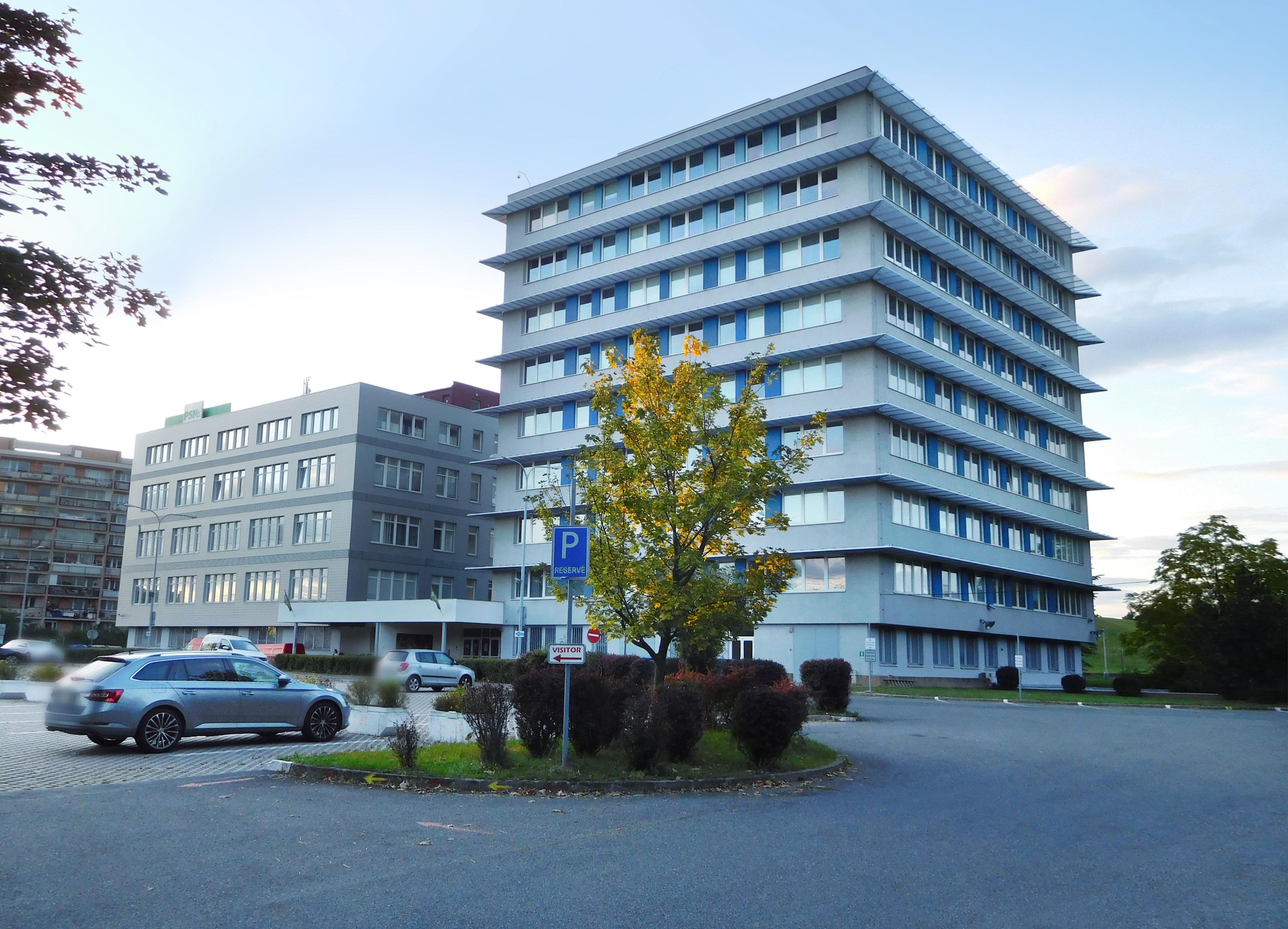 DEFEND INSURANCE HOLDING, s.r.o.