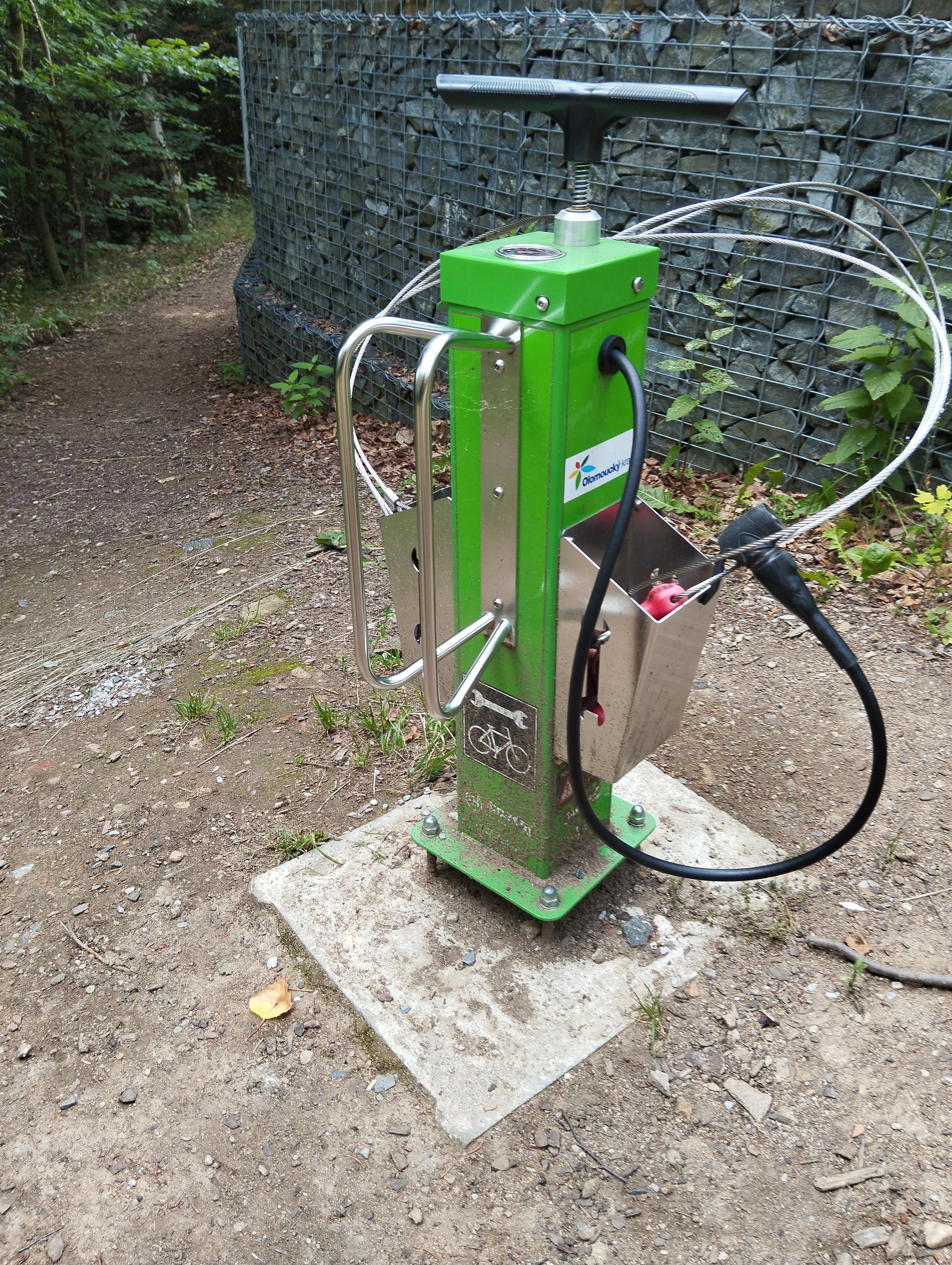 Cyklo nabíjecí box Háječek foto 2